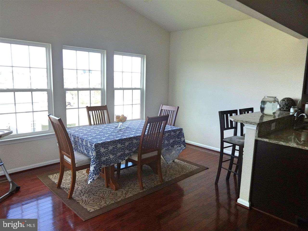 SOUTH POINTE - Residential Lease