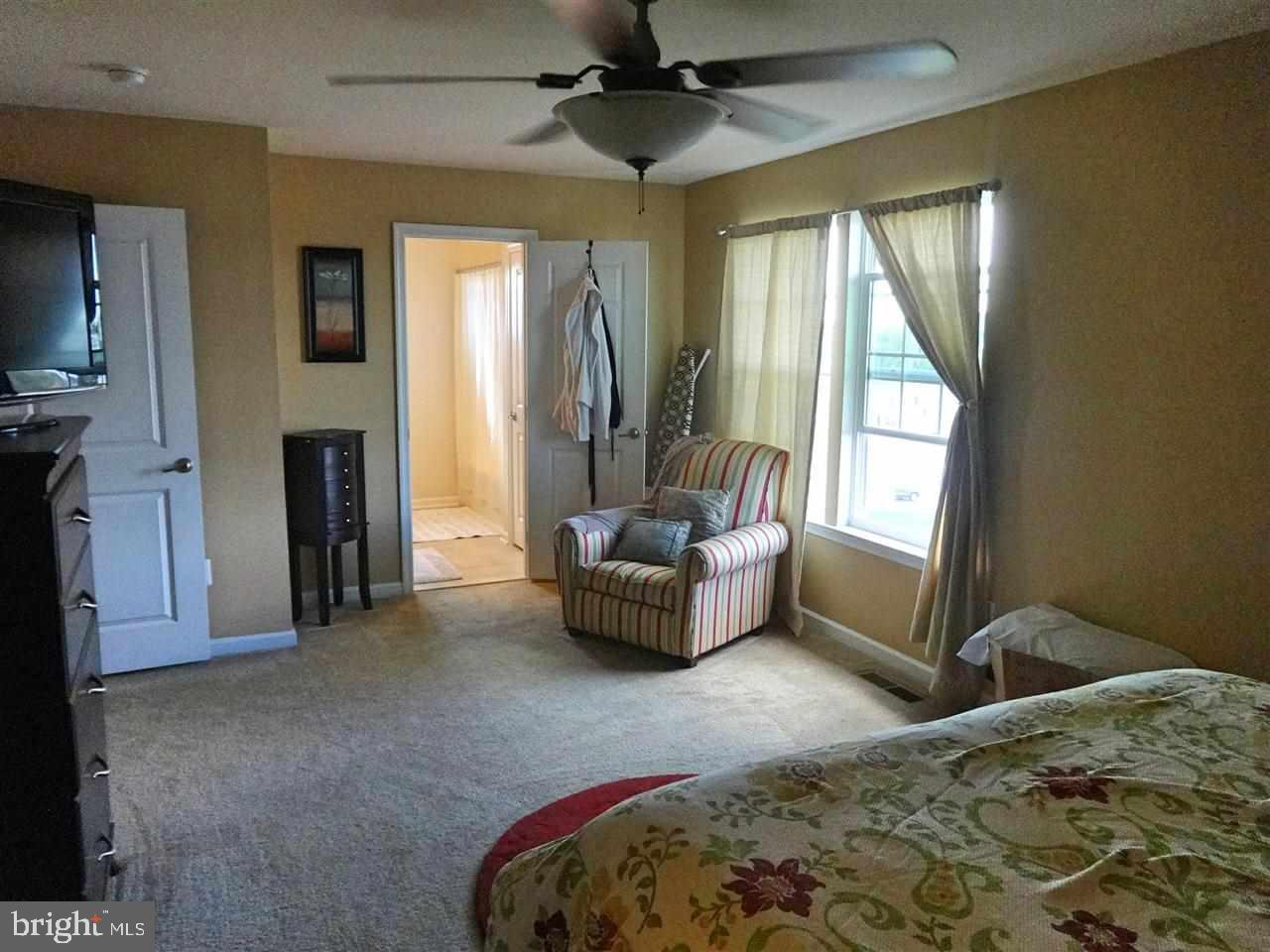 SOUTH POINTE - Residential Lease