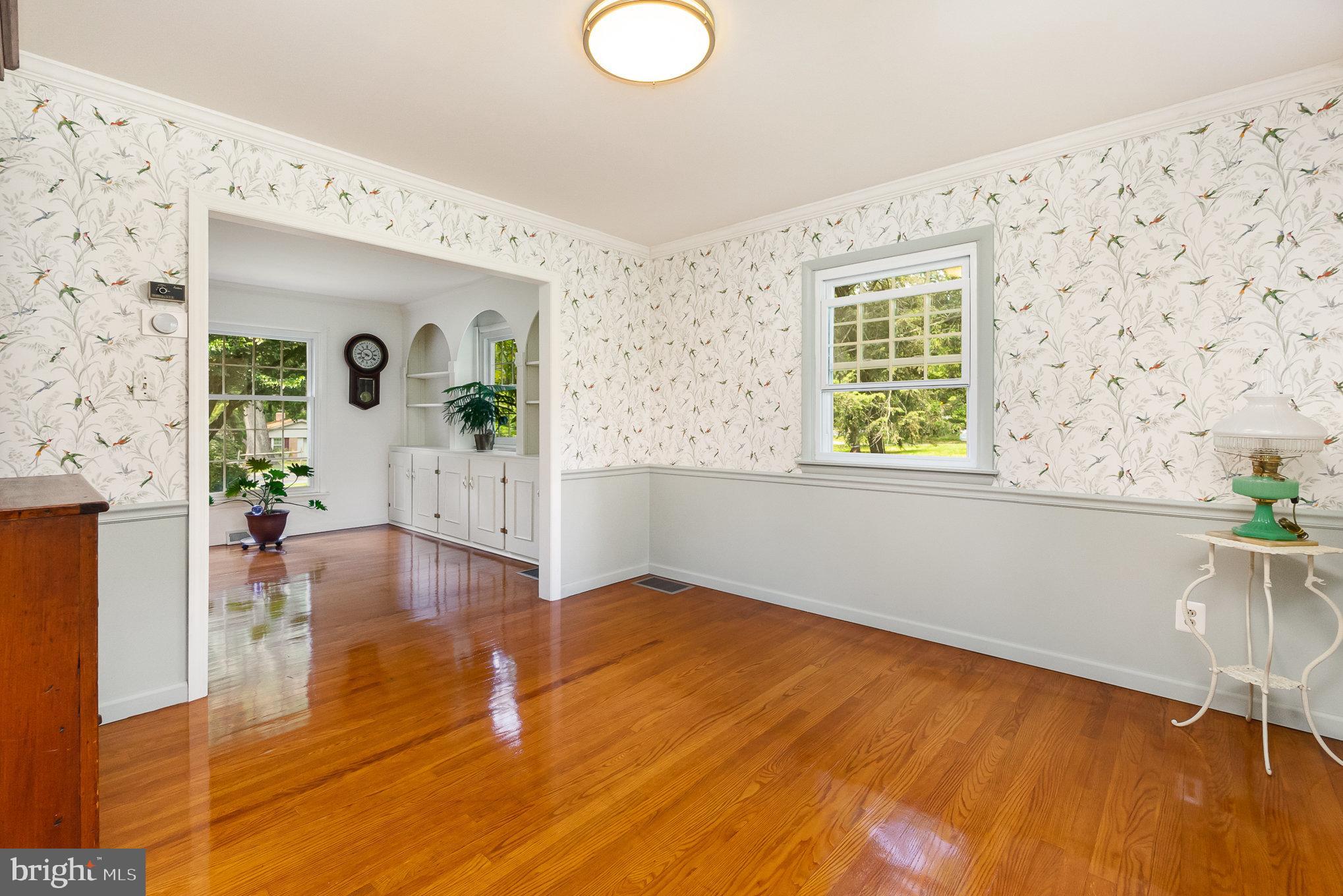 COLONIAL ACRES - Residential