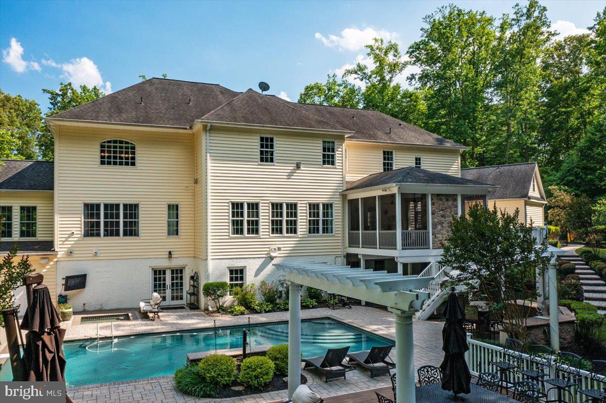 DAVIDSONVILLE - Residential