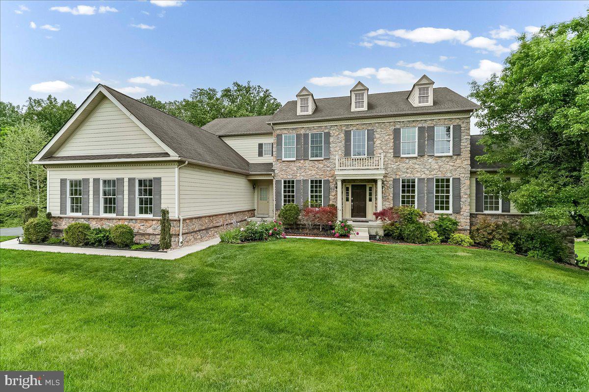 ESTS AT CHADDS FORD - Residential
