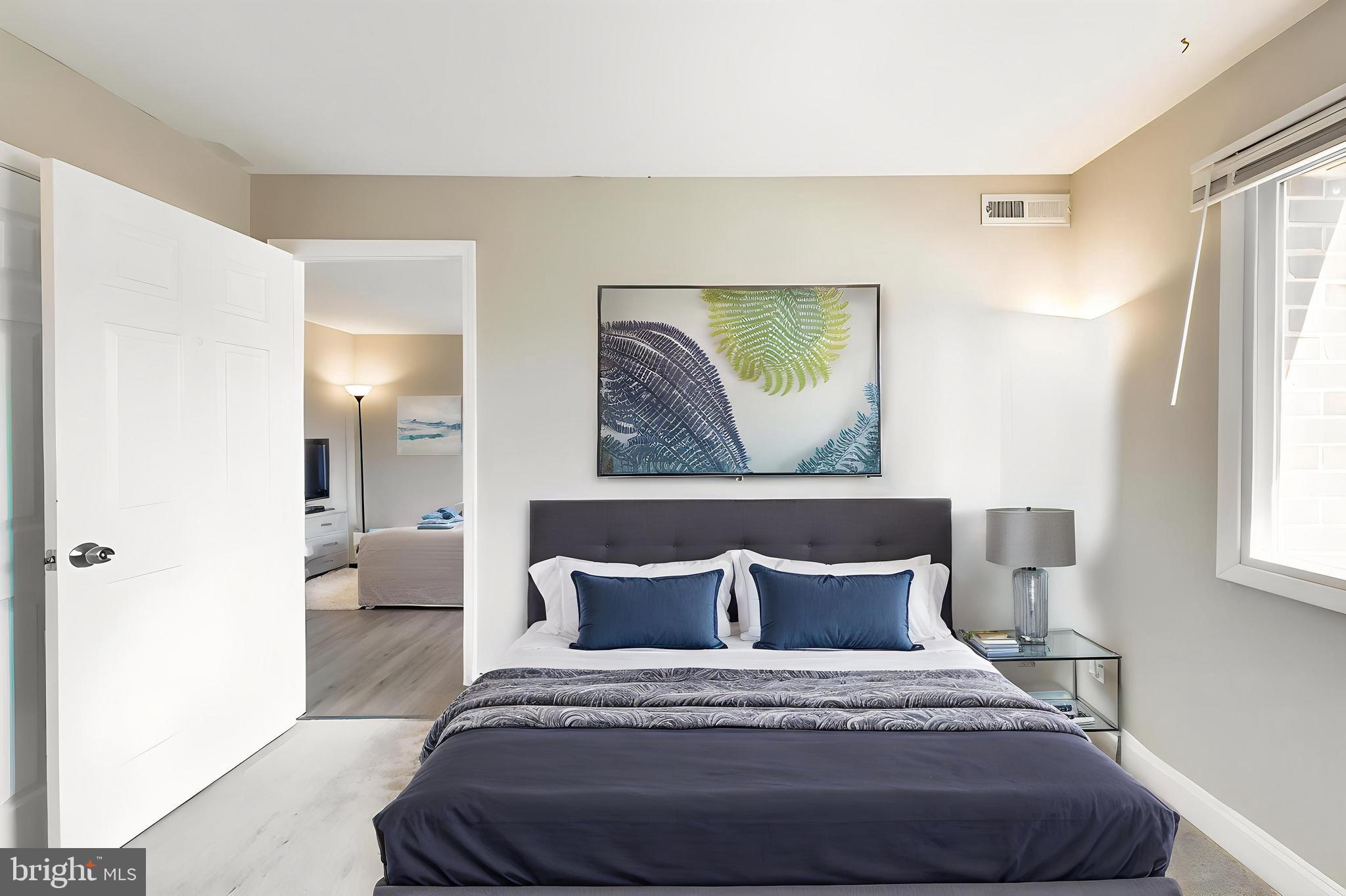 OCCOQUAN RIDGE CONDO - Residential