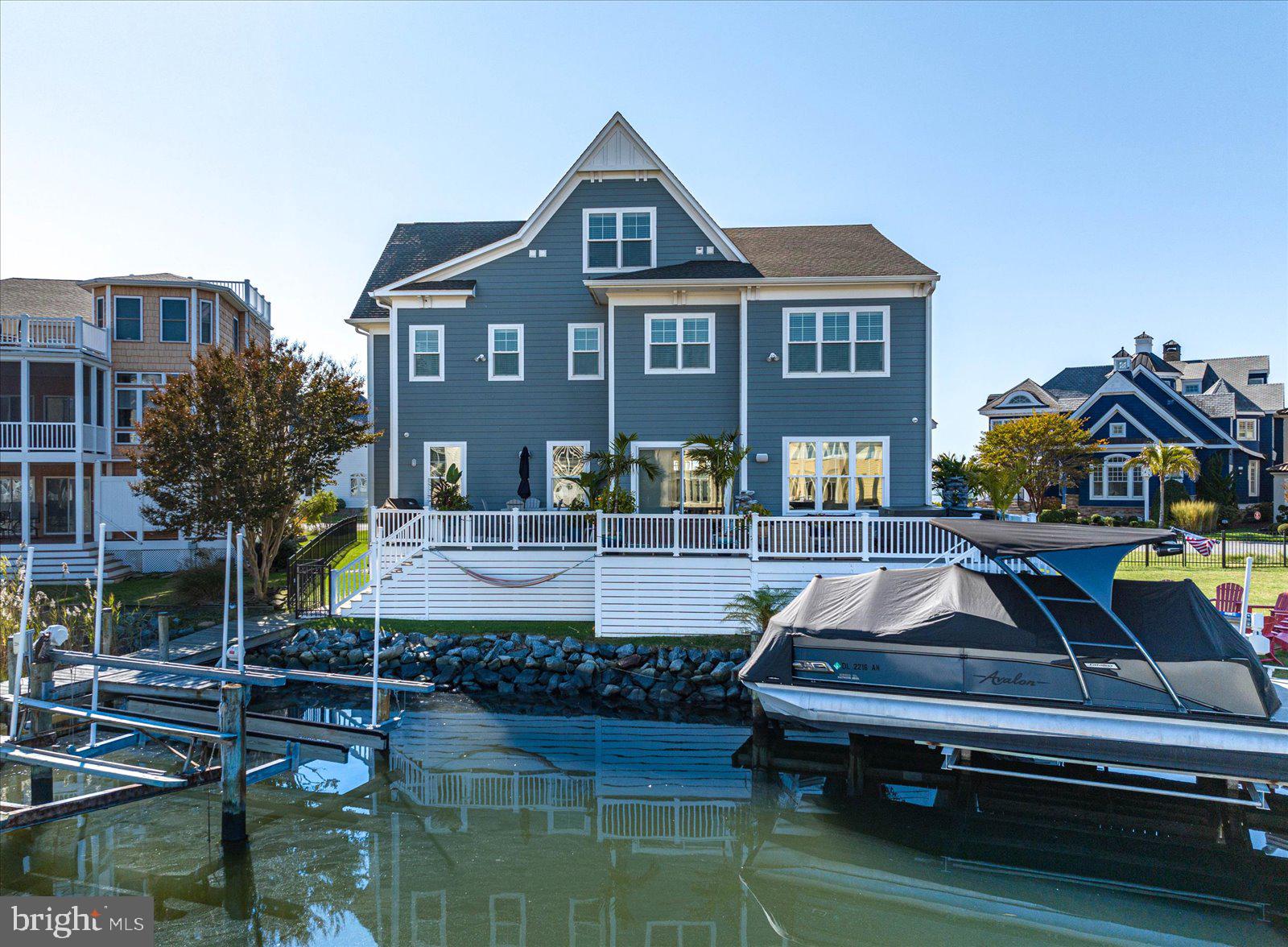 HERON HARBOUR - Residential