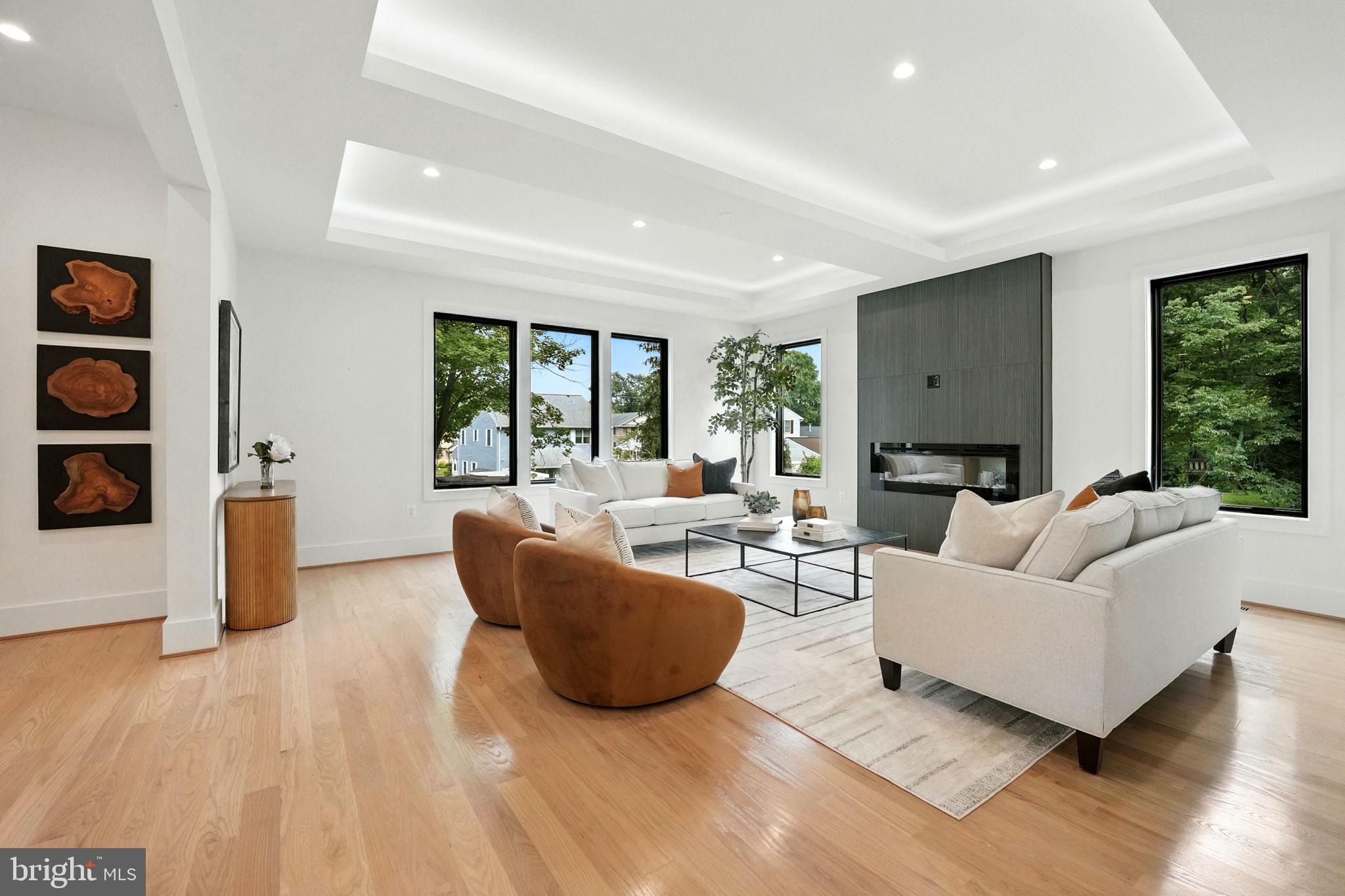 PIMMIT HILLS - Residential