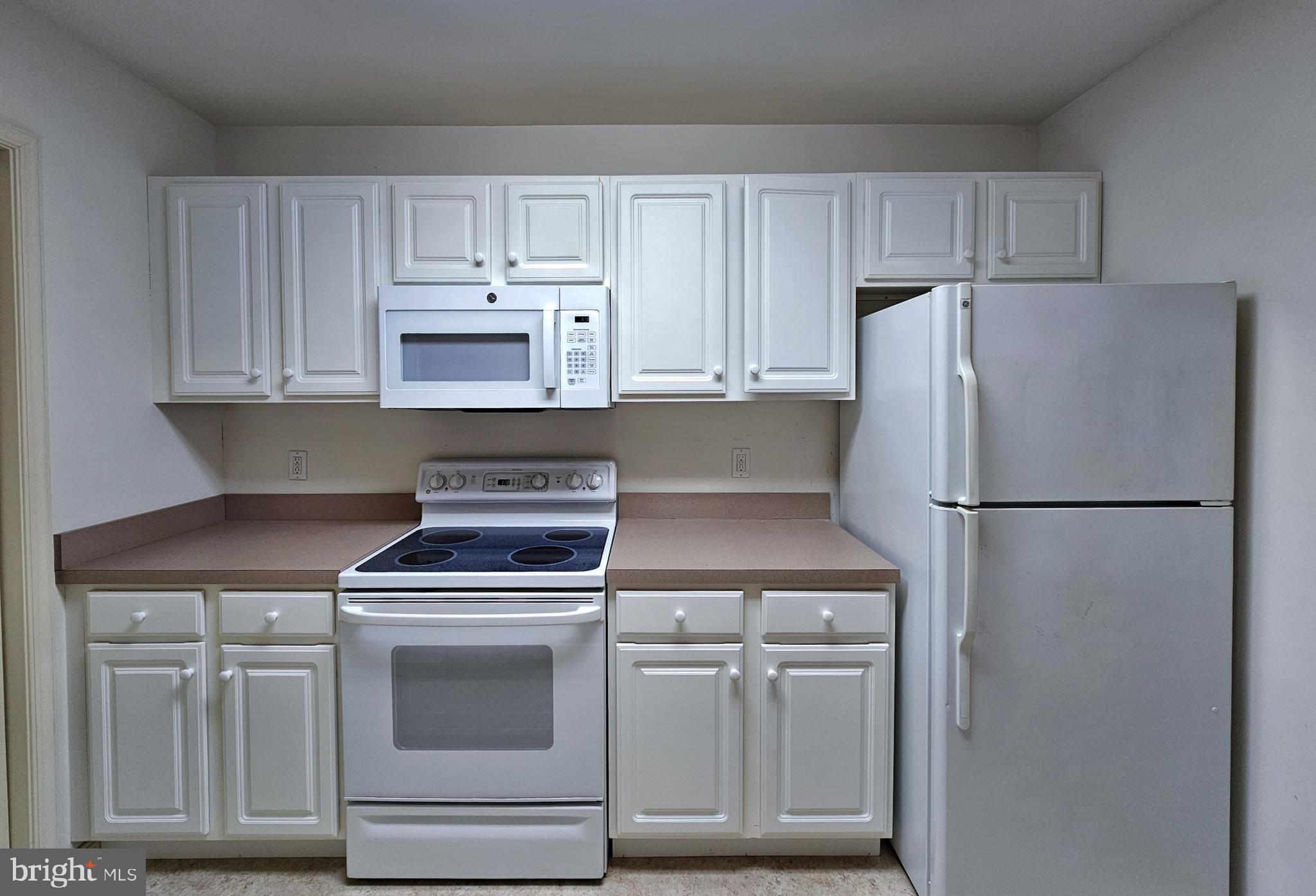 AVALON RETIREMENT COMM - Residential