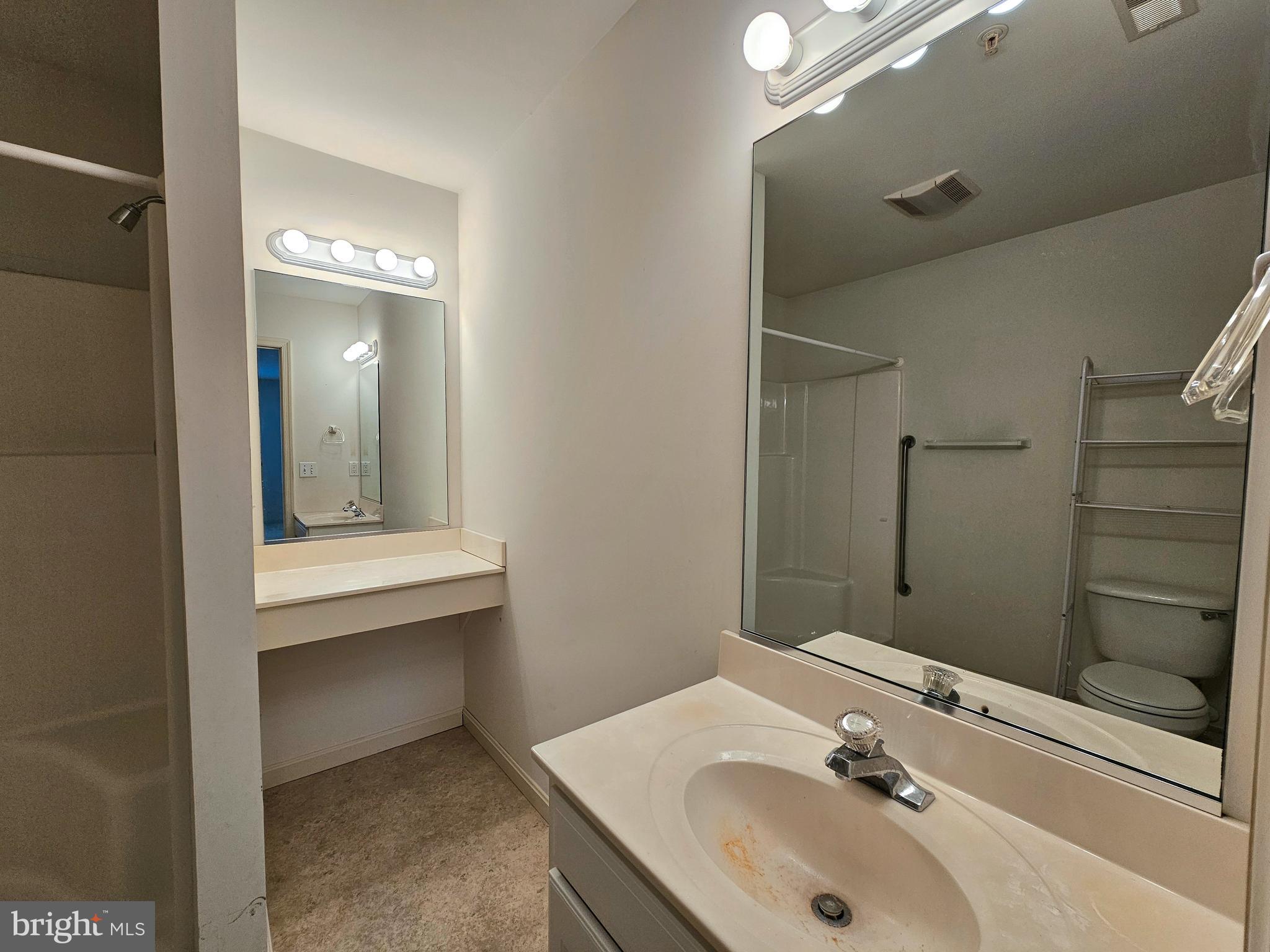 AVALON RETIREMENT COMM - Residential