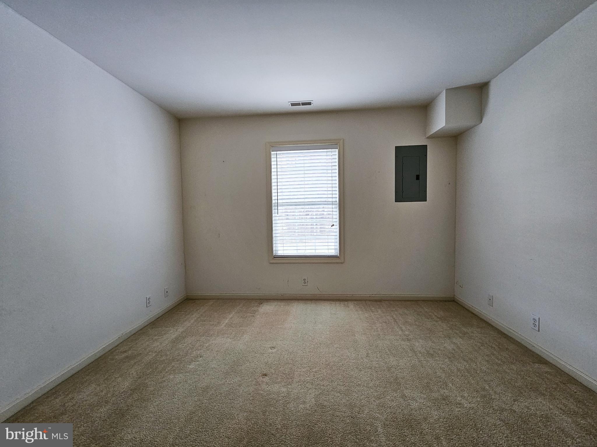 AVALON RETIREMENT COMM - Residential