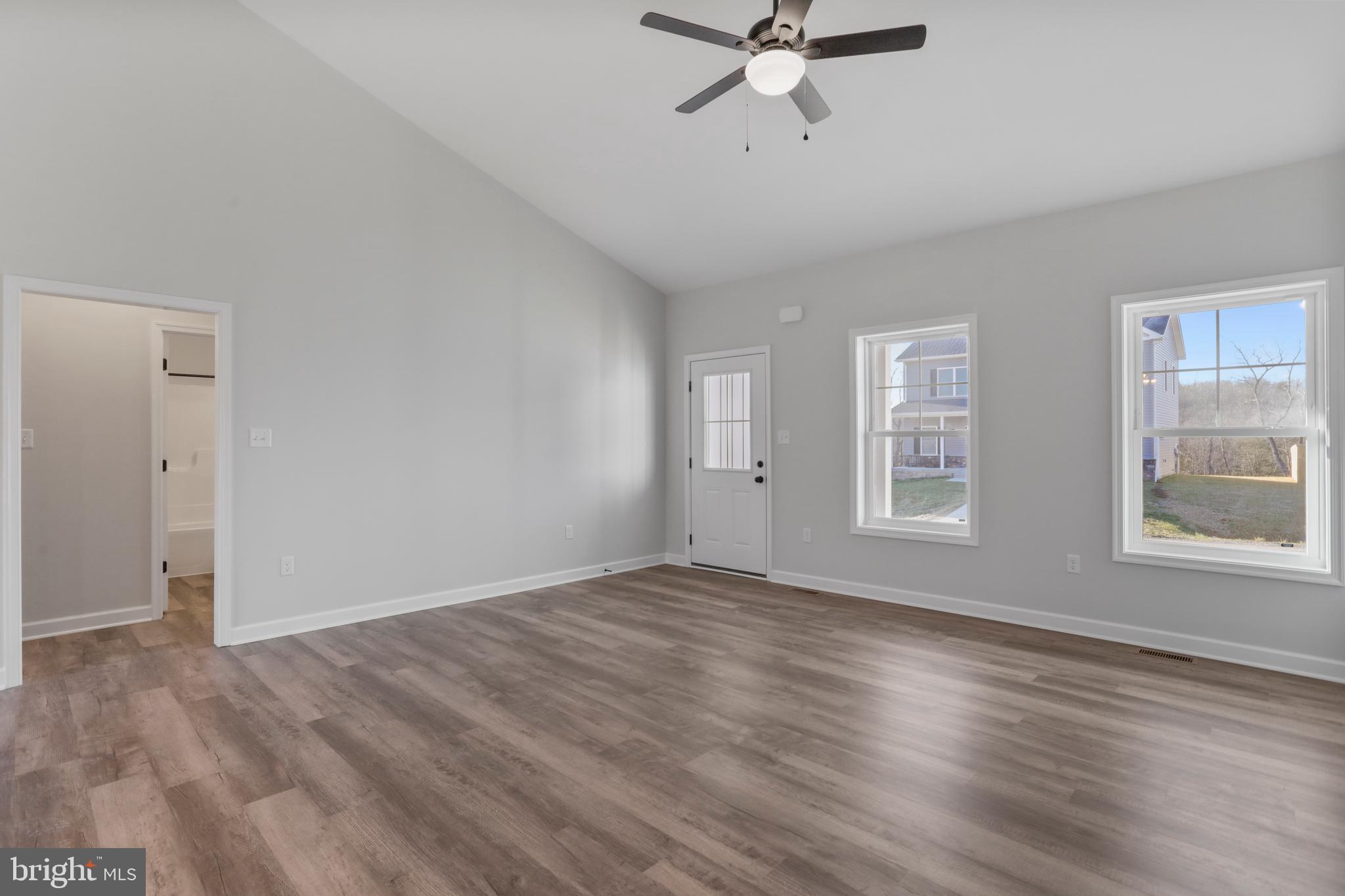 CAREFREE ACRES - Residential