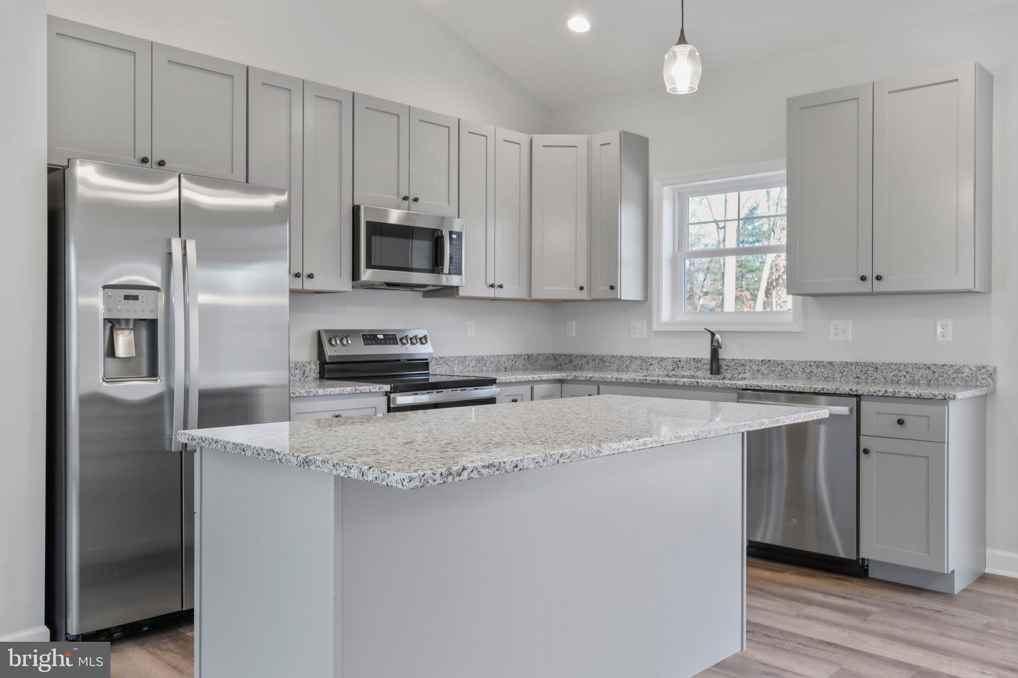 CAREFREE ACRES - Residential