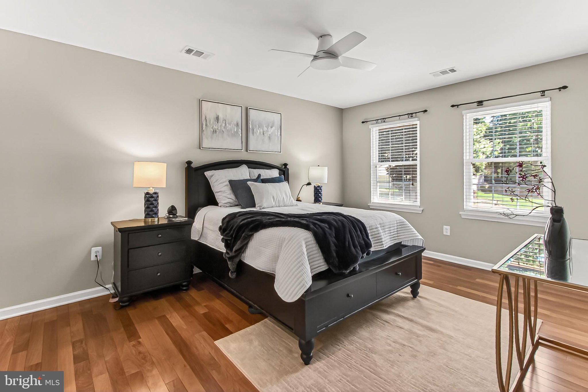 LAKEWOOD HILLS - Residential