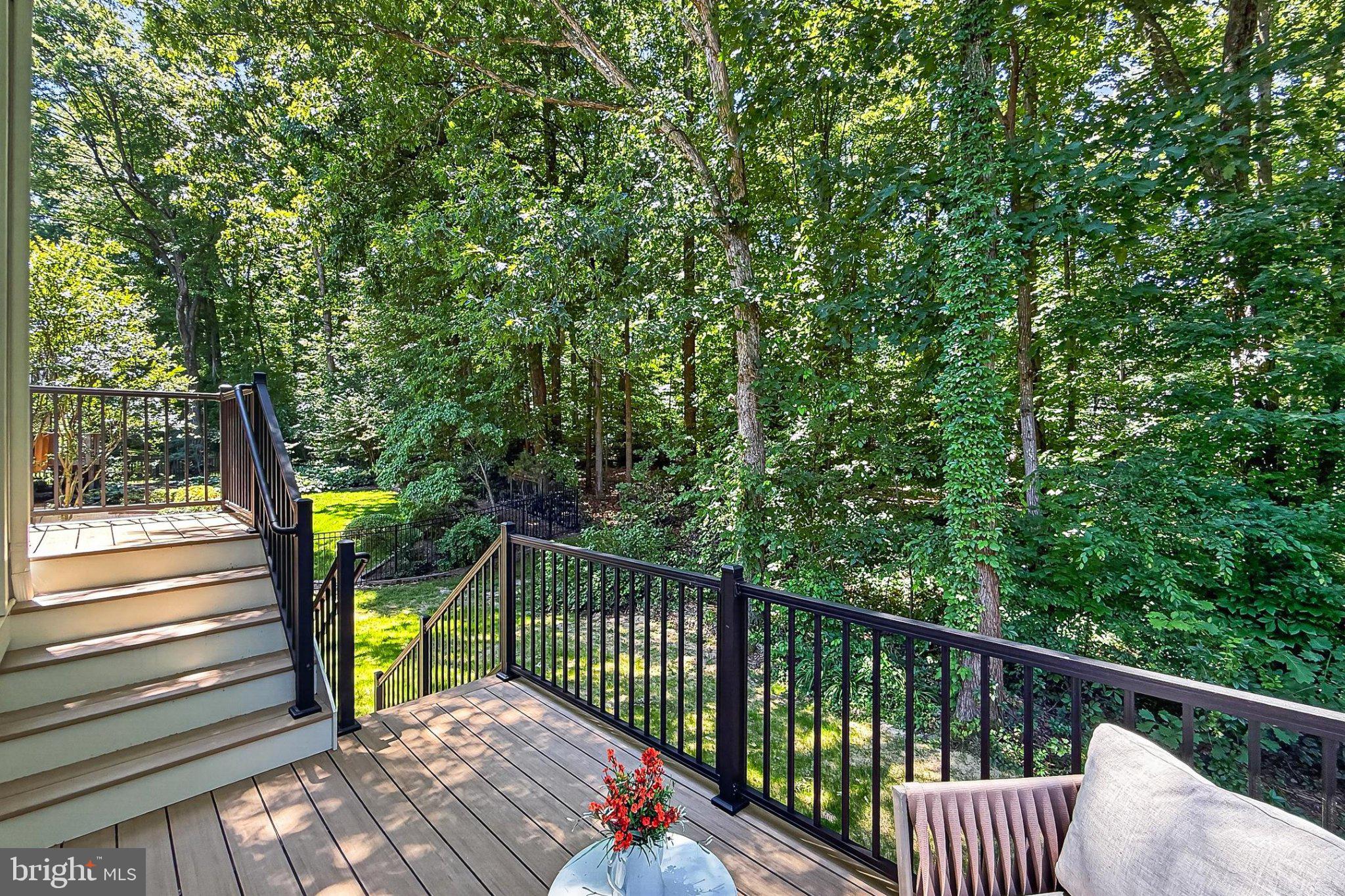 LAKEWOOD HILLS - Residential