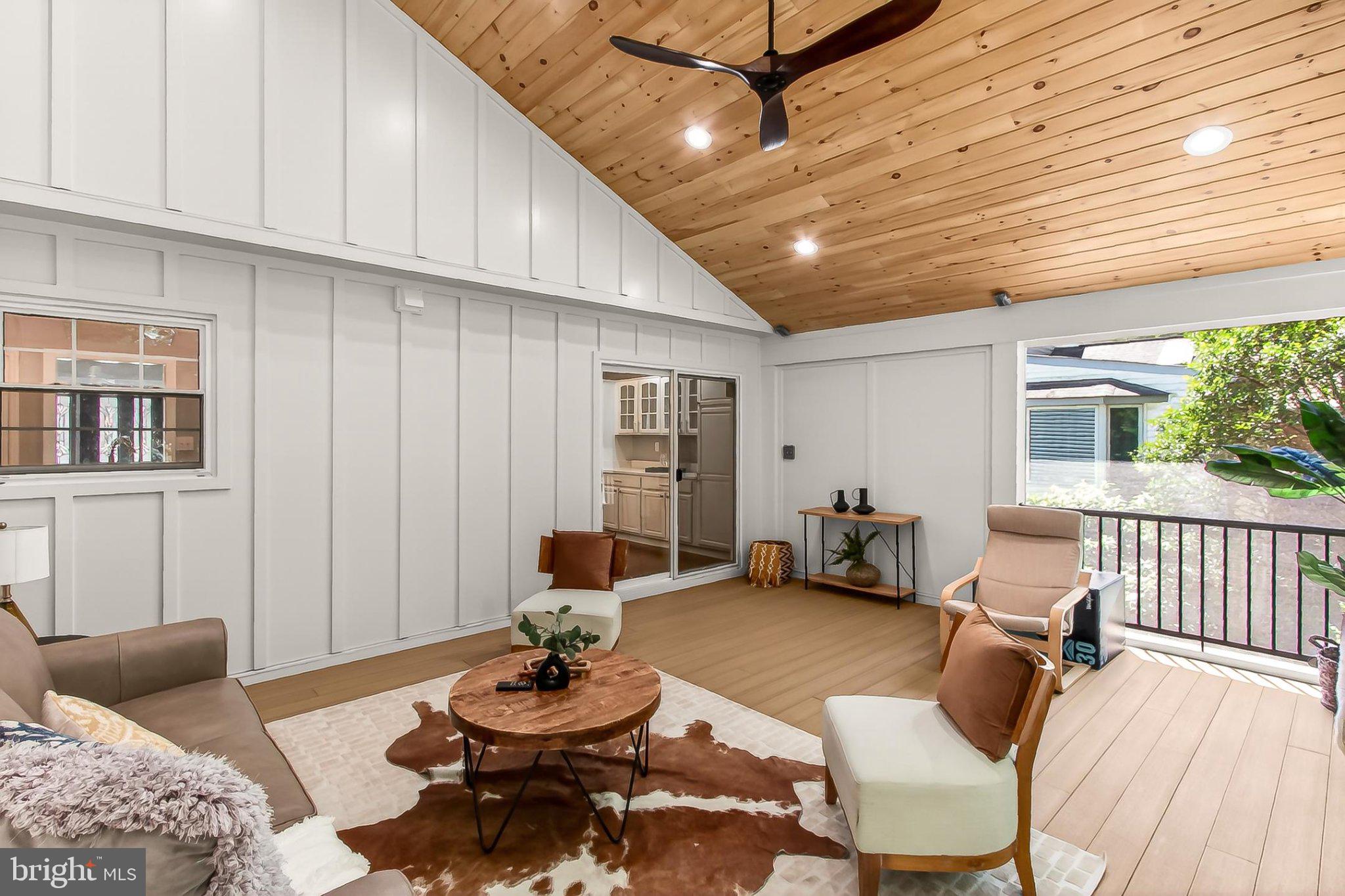 LAKEWOOD HILLS - Residential
