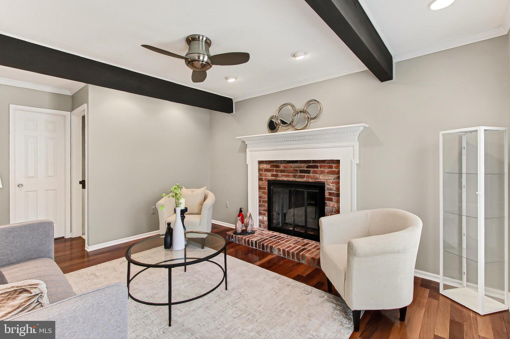 LAKEWOOD HILLS - Residential
