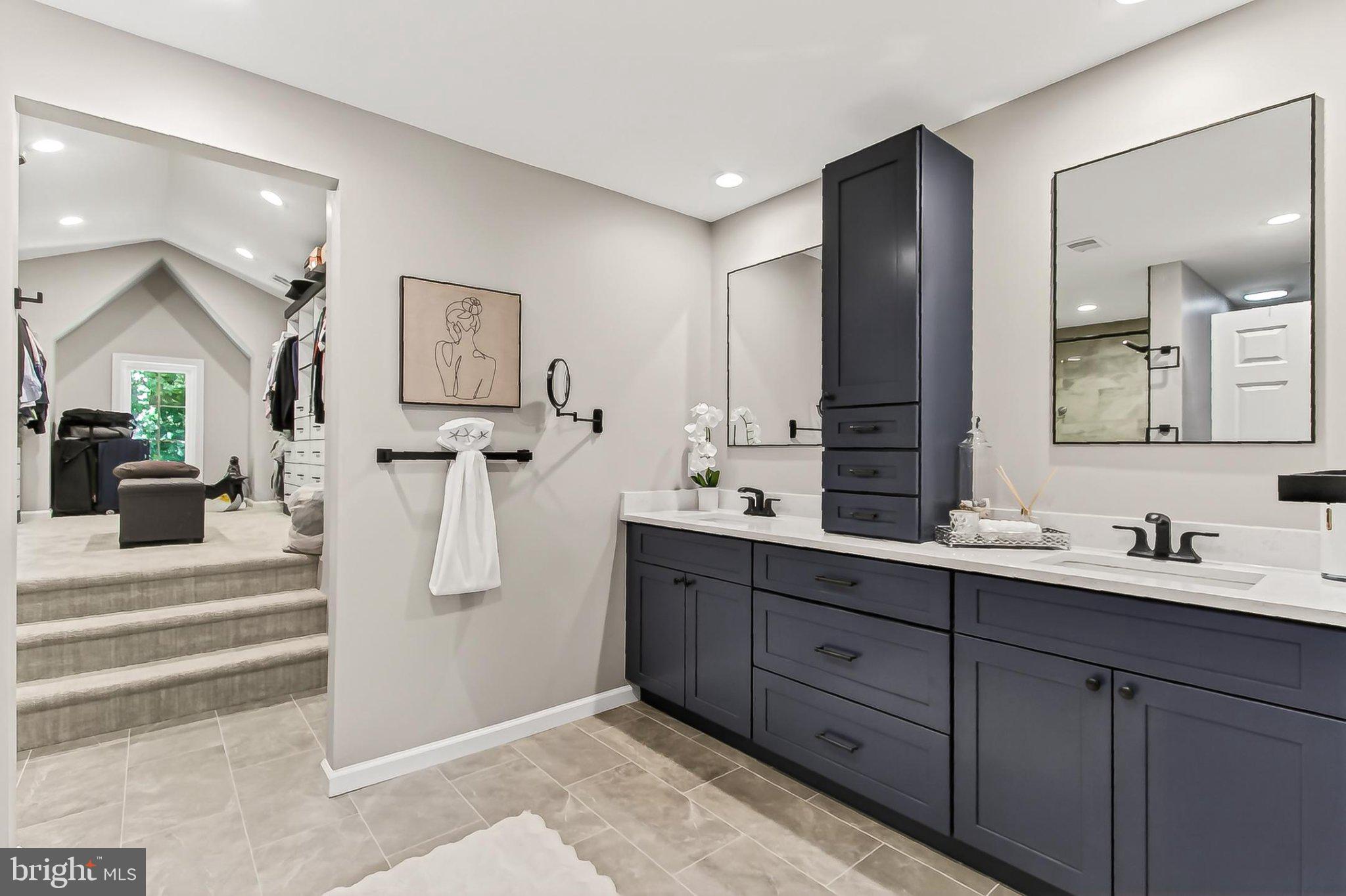 LAKEWOOD HILLS - Residential