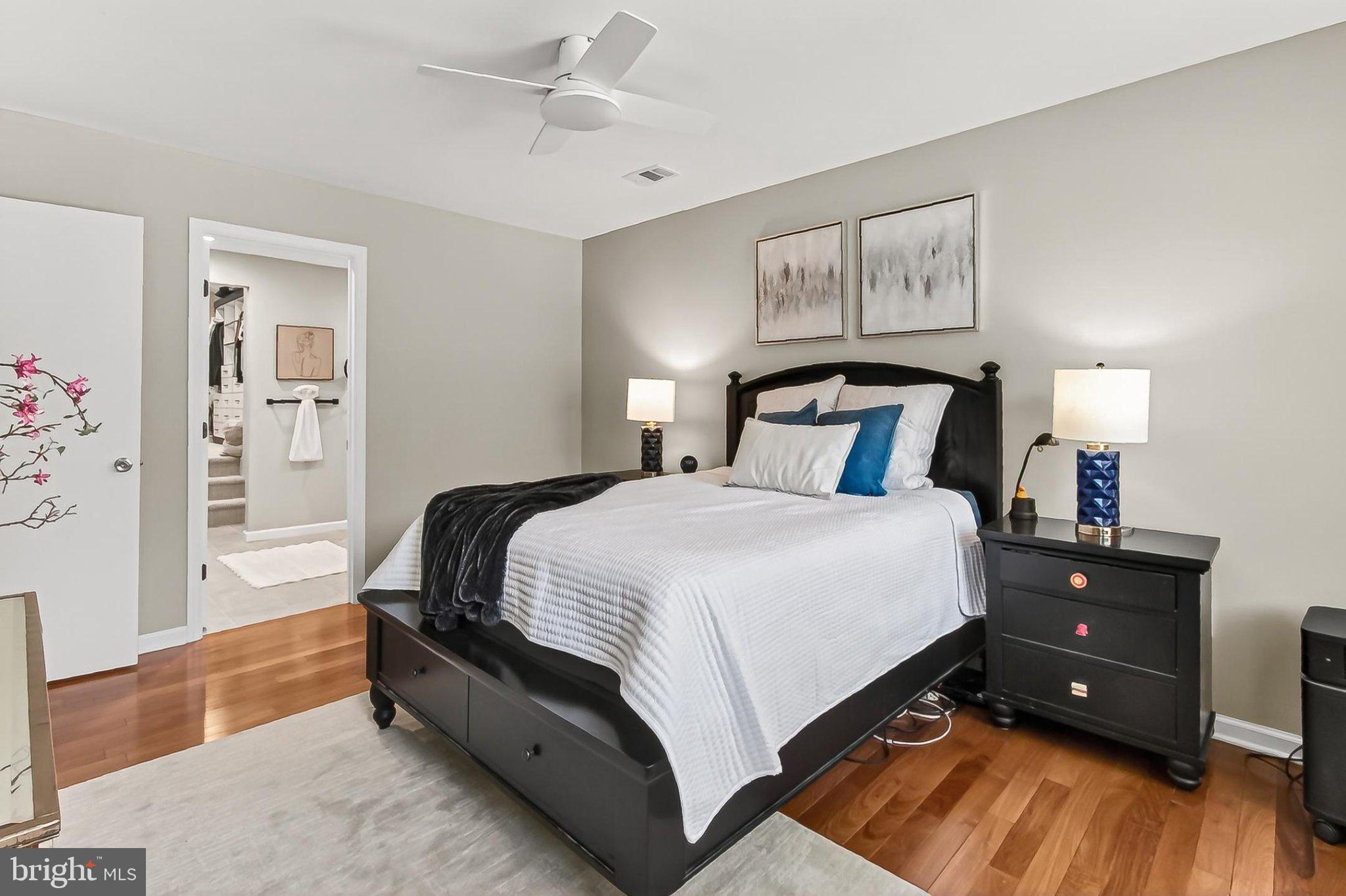 LAKEWOOD HILLS - Residential