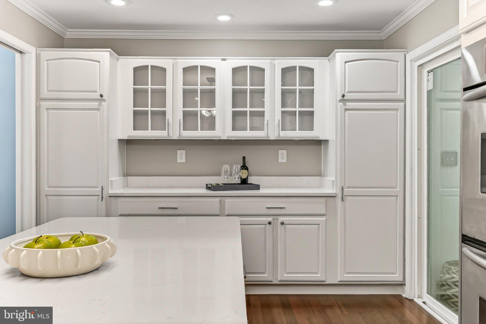 LAKEWOOD HILLS - Residential