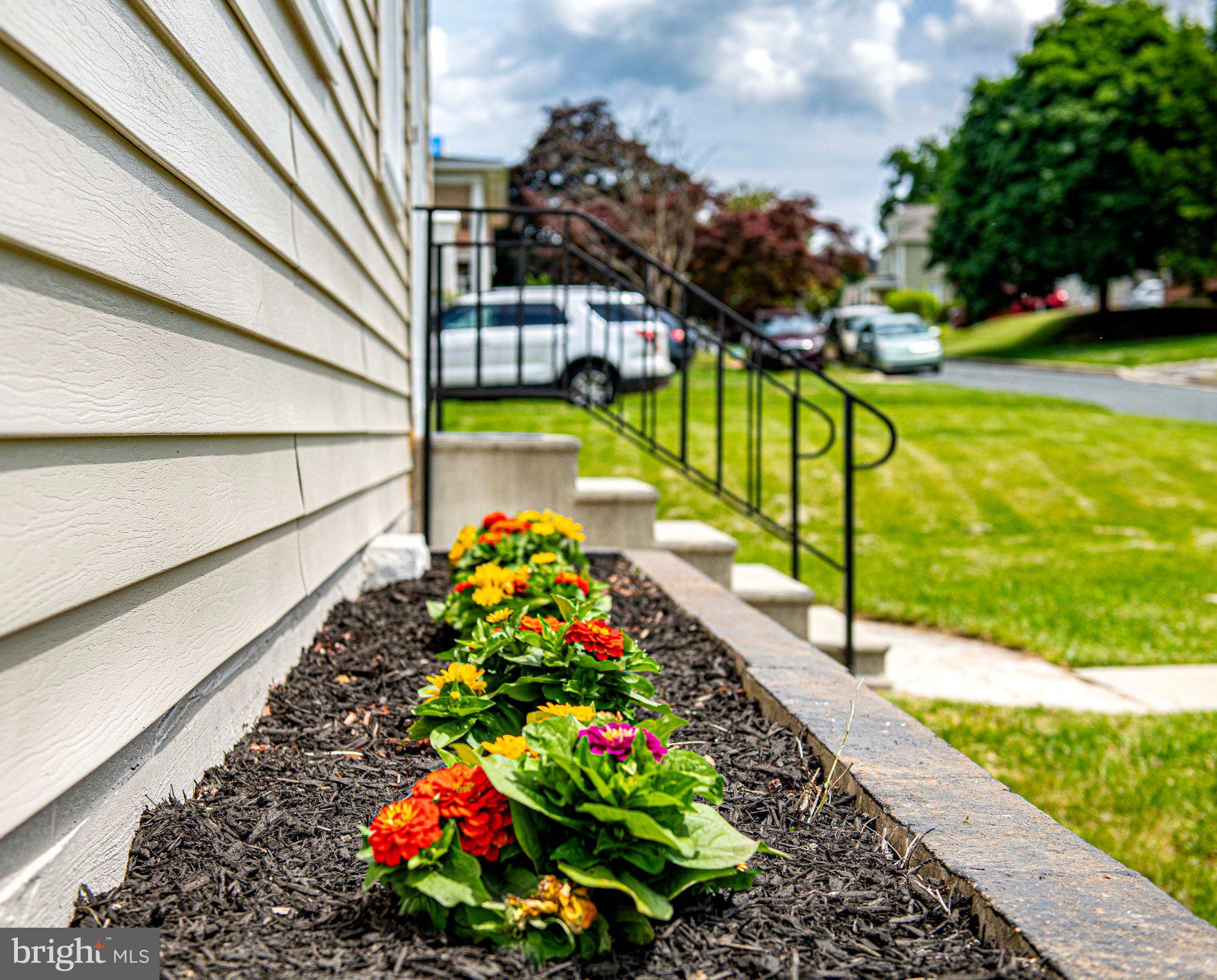 FULLERTON HEIGHTS - Residential