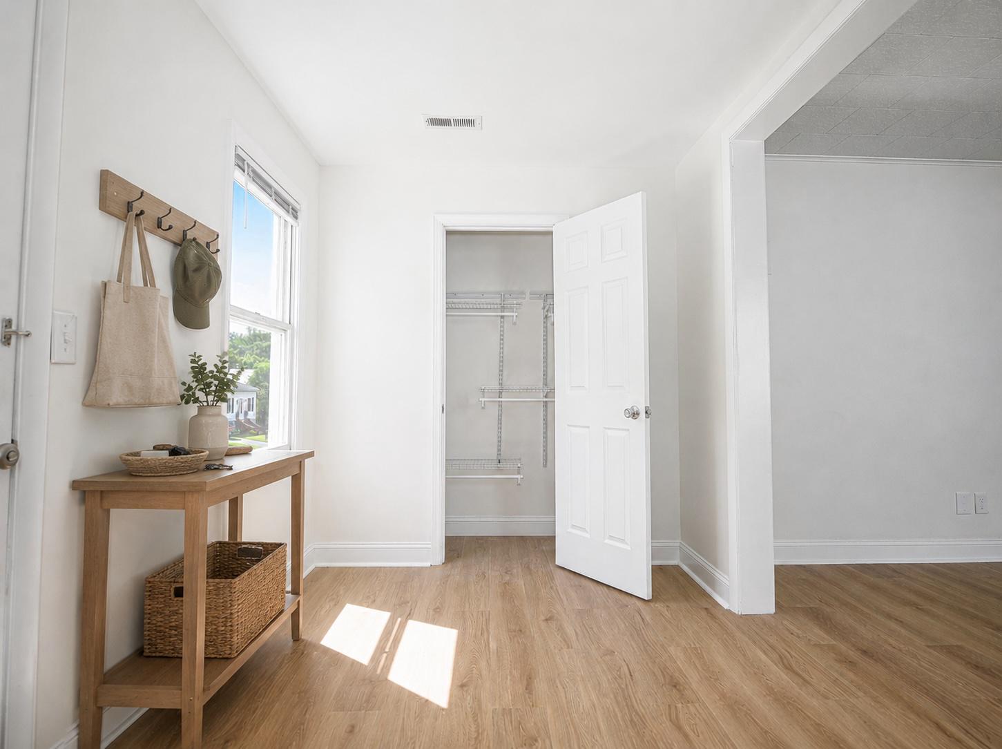FULLERTON HEIGHTS - Residential
