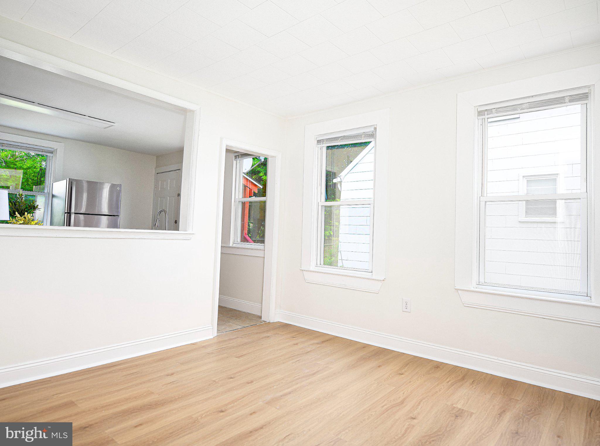 FULLERTON HEIGHTS - Residential