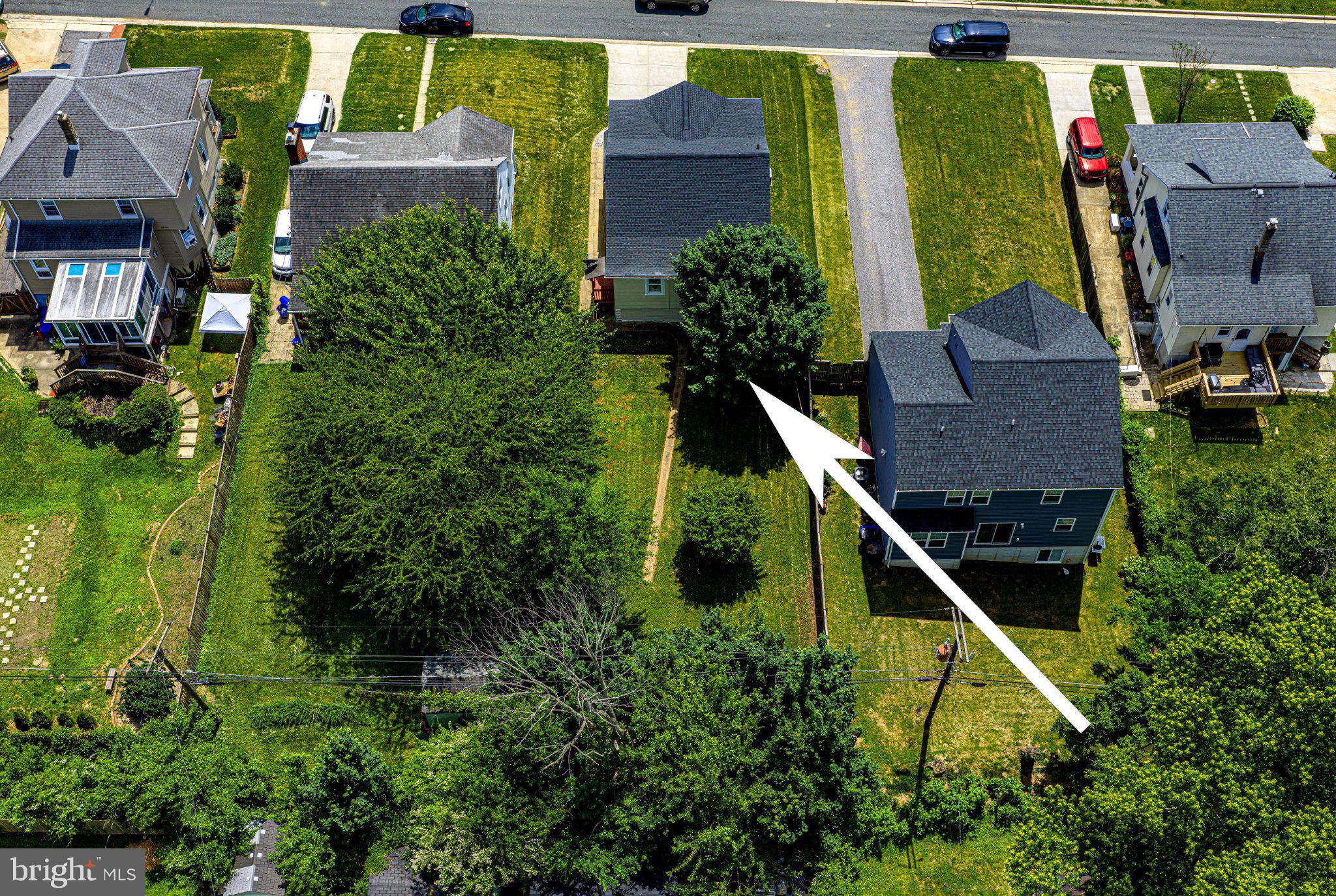 FULLERTON HEIGHTS - Residential