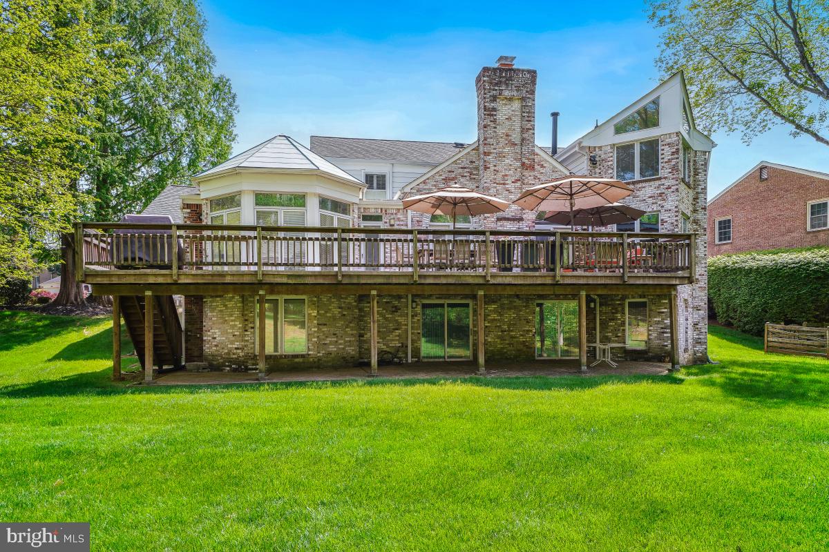 POTOMAC COMMONS - Residential