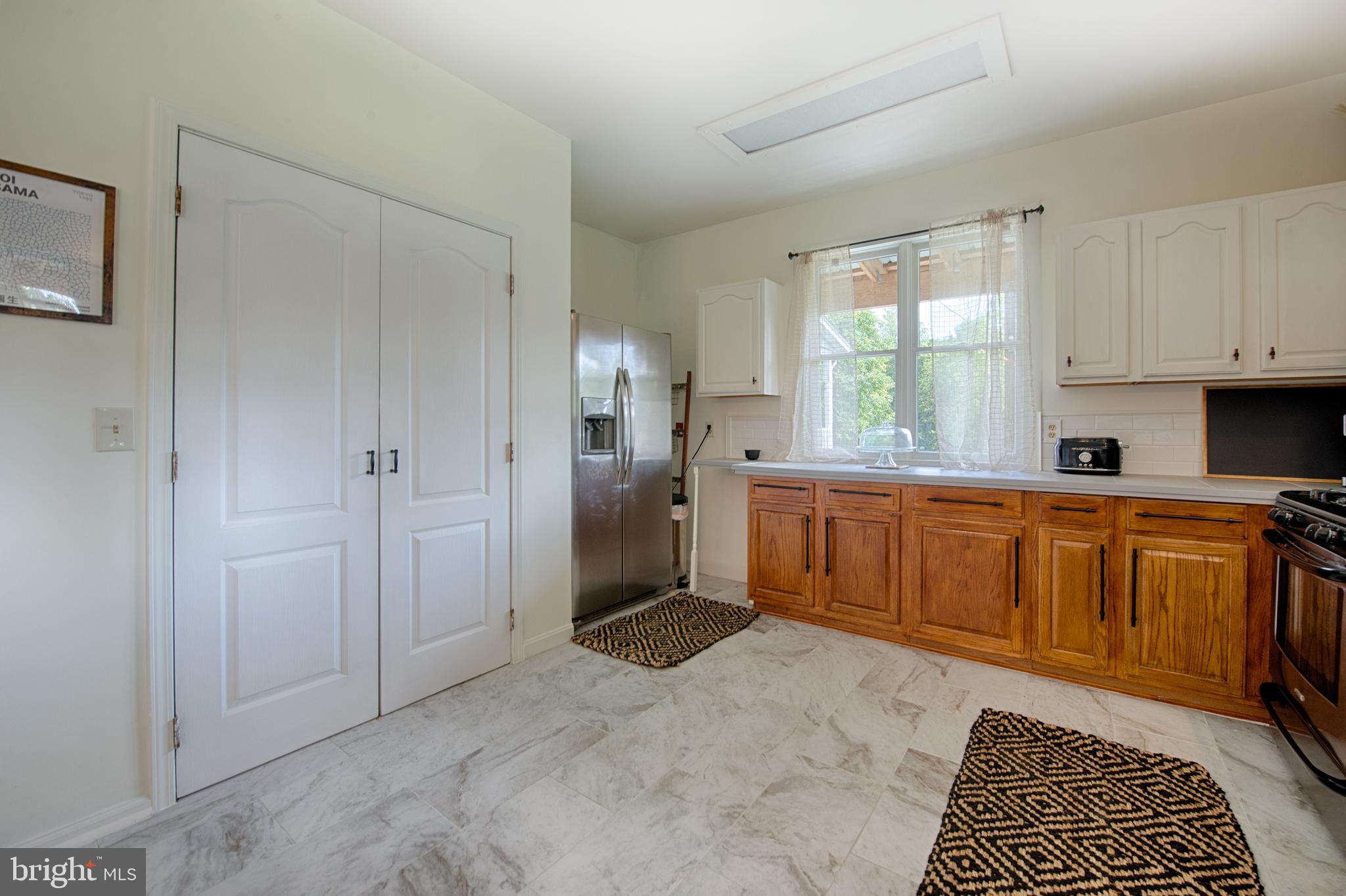 PERRYVILLE - Residential
