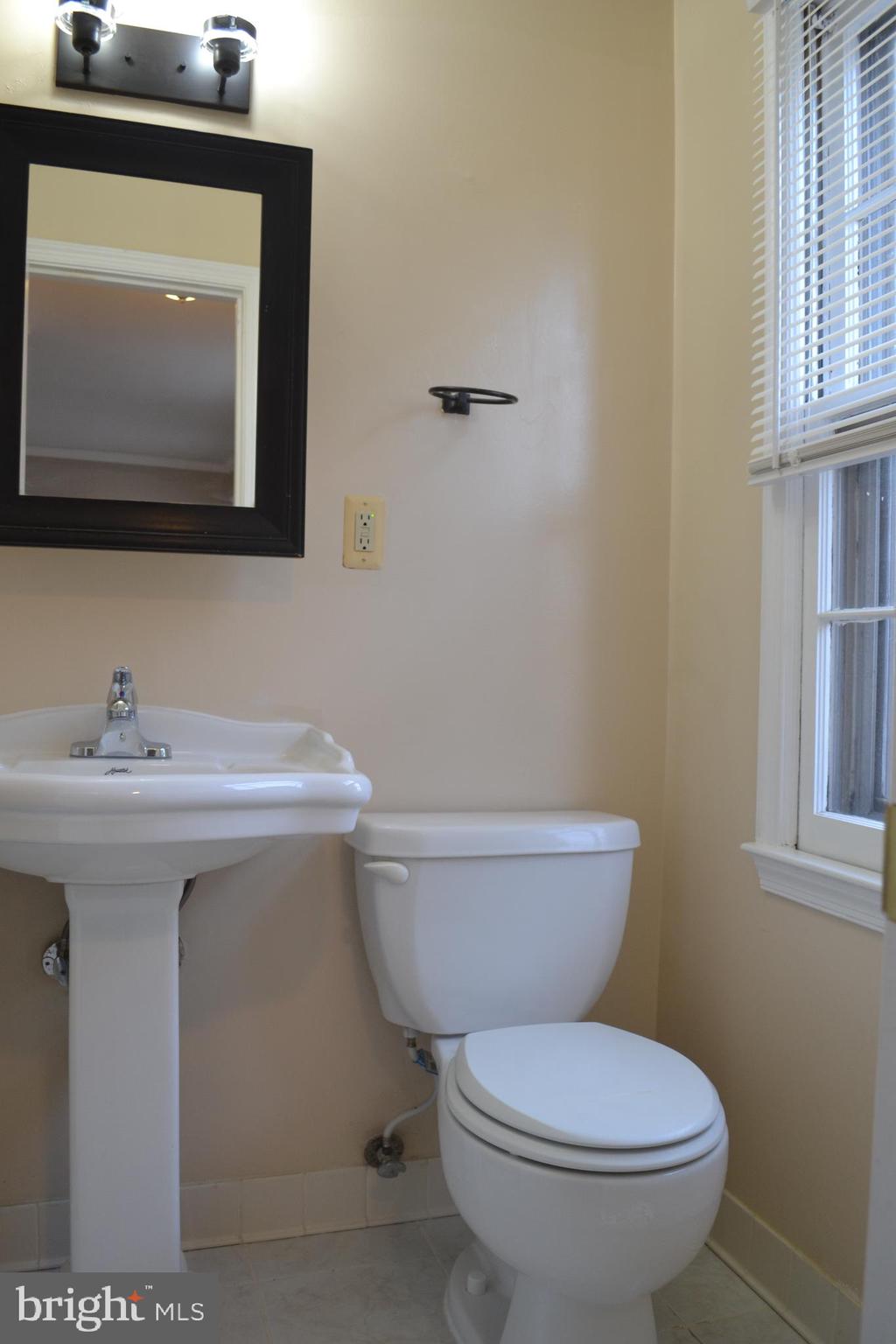 ECHO DALE - Residential Lease