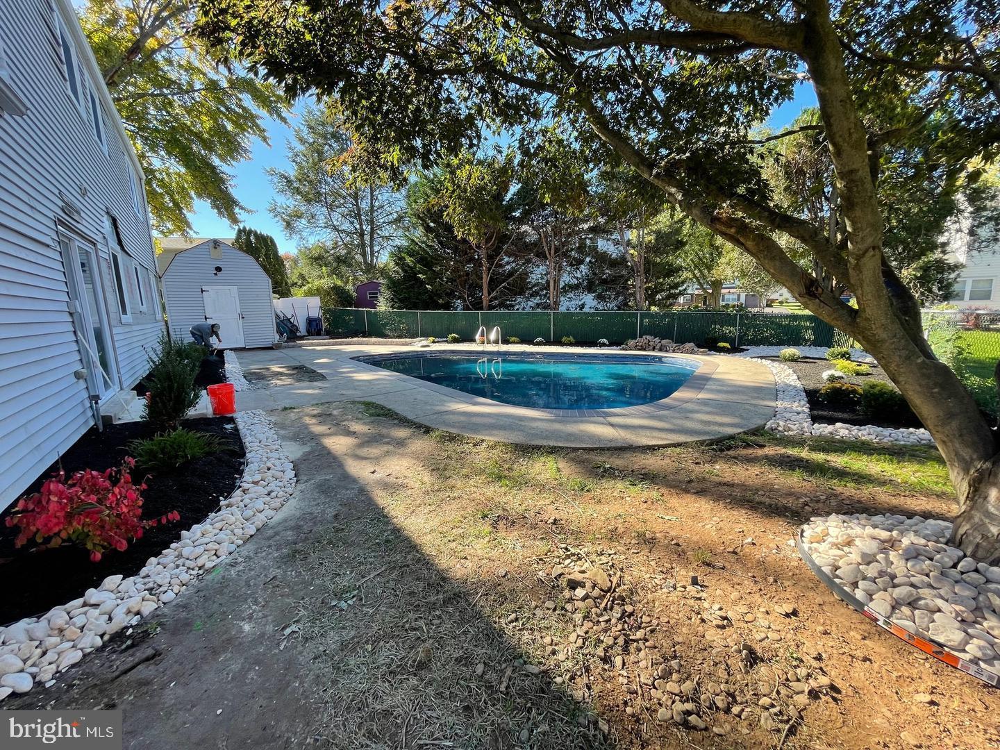 GLEN VIEW PARK - Residential