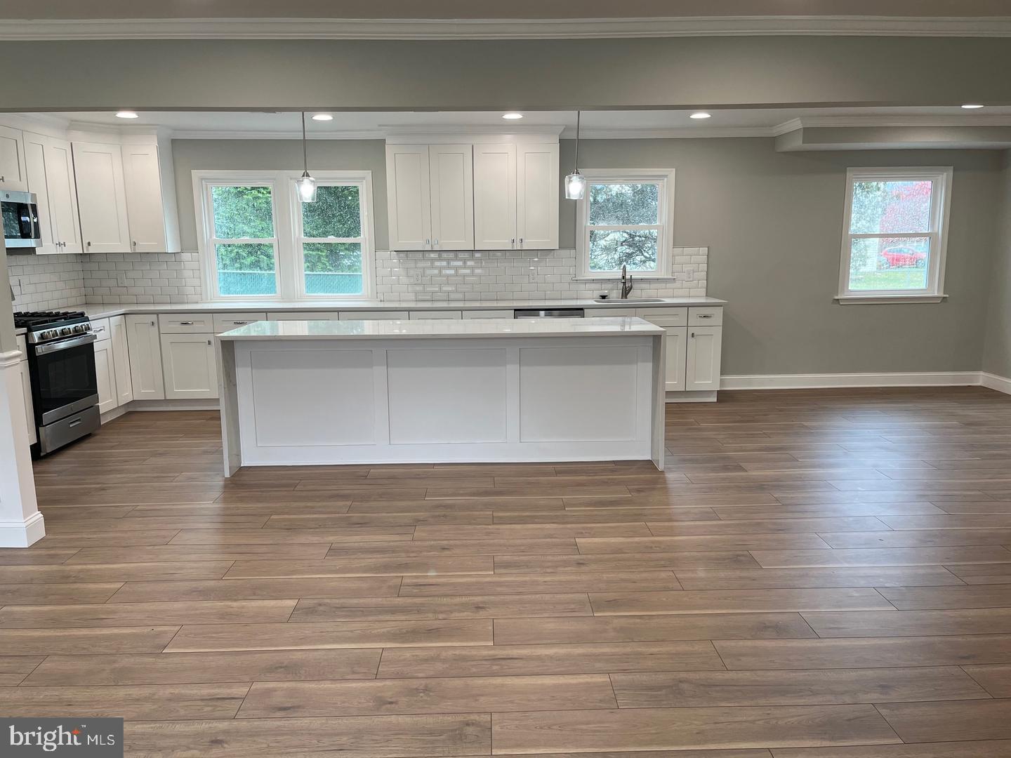 GLEN VIEW PARK - Residential