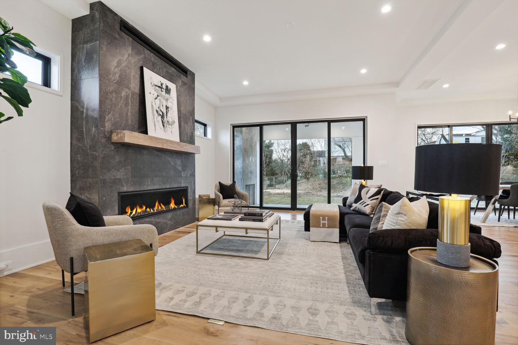 KENT GARDENS - Residential