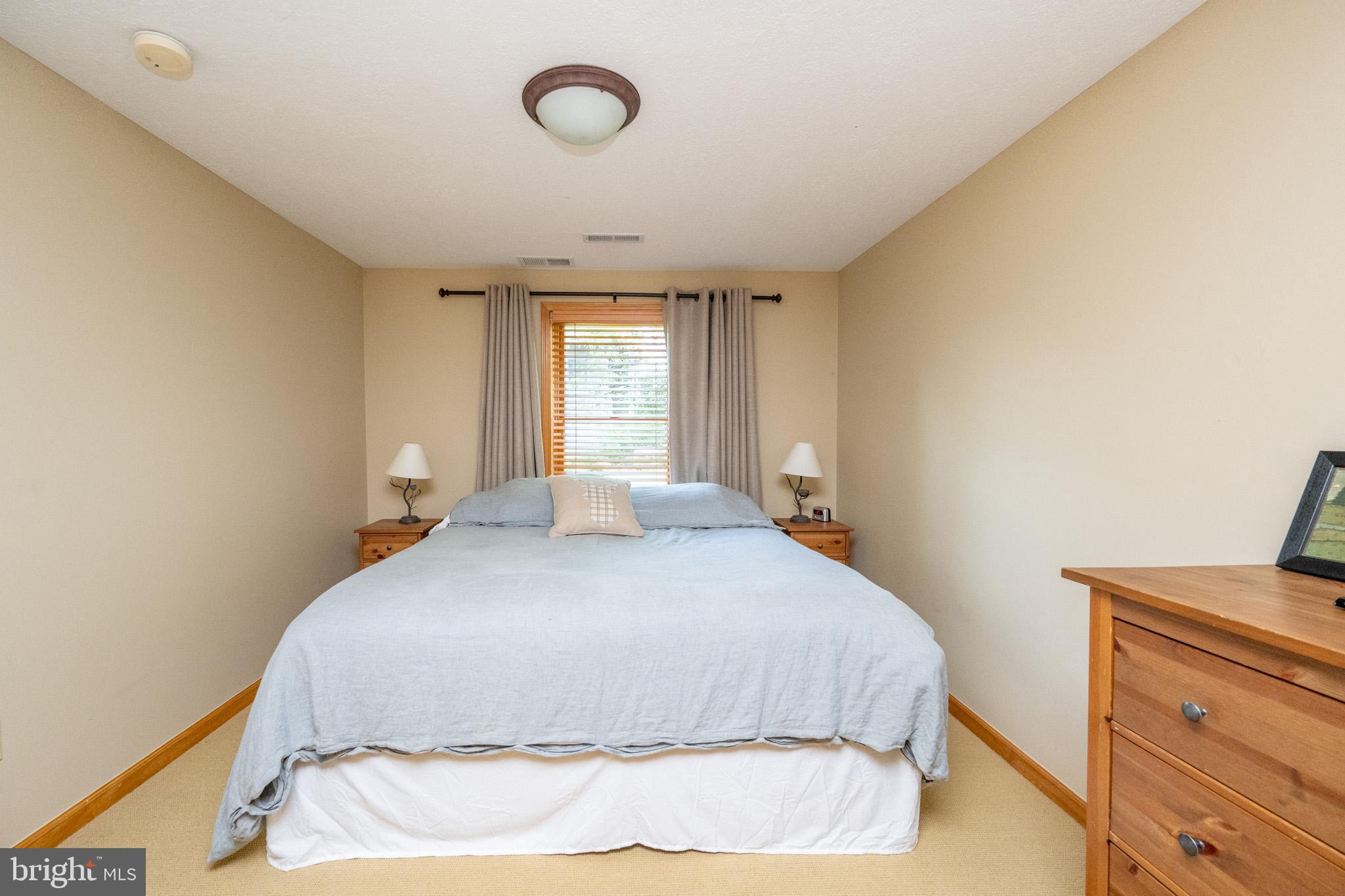 BOULDER RIDGE - Residential