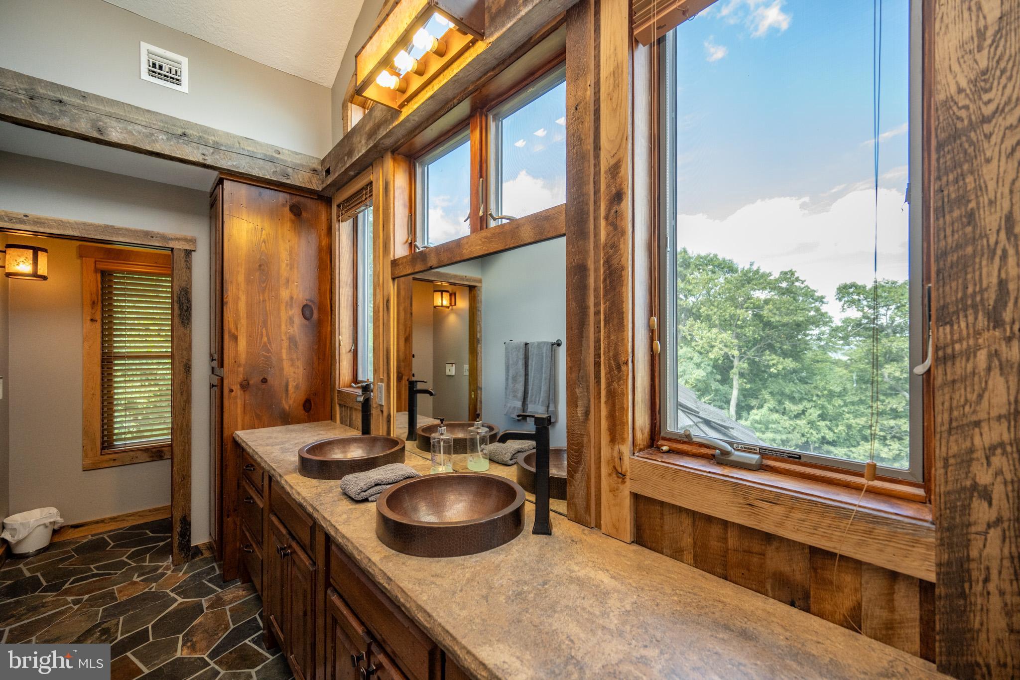 BOULDER RIDGE - Residential