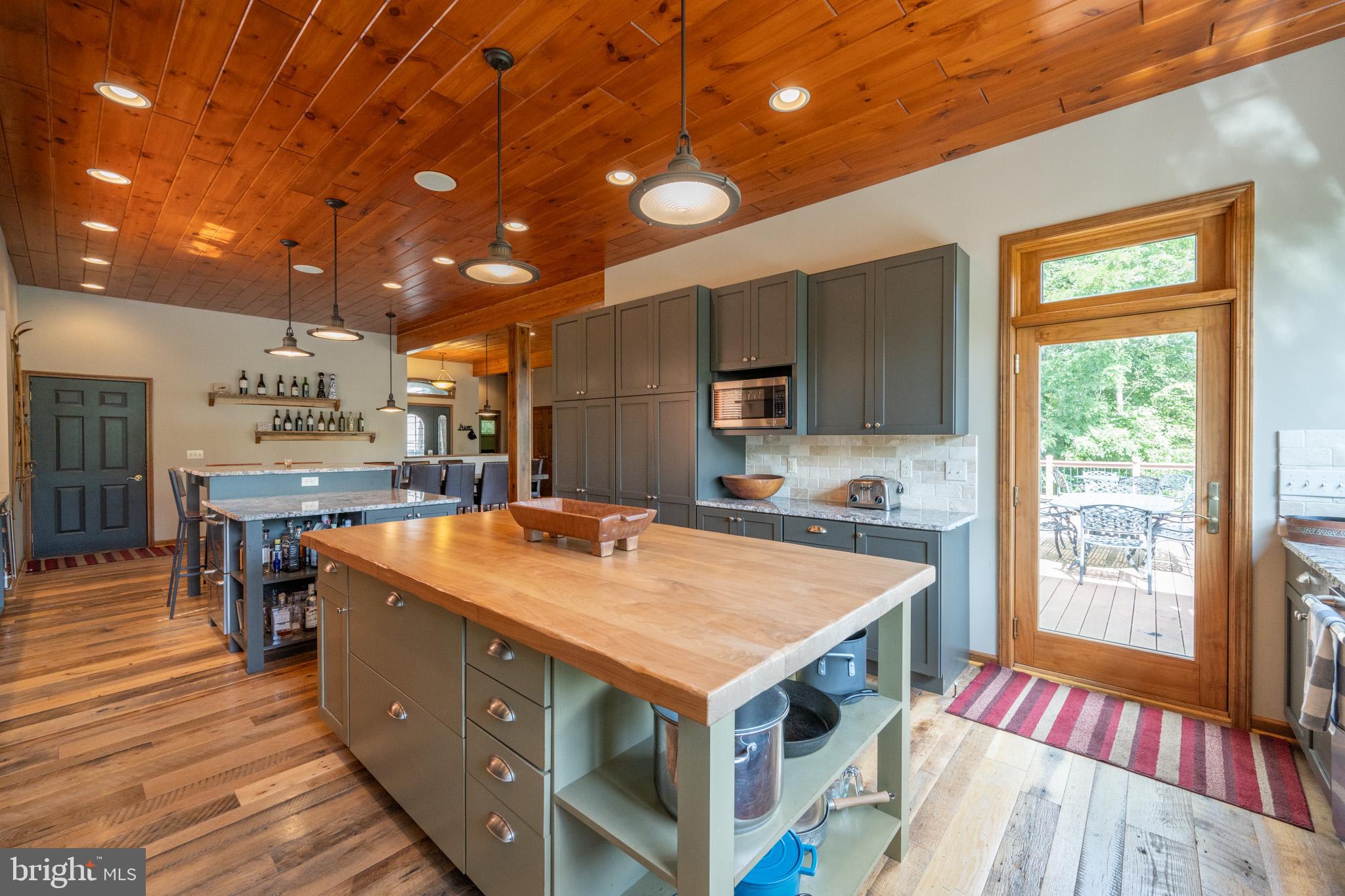 BOULDER RIDGE - Residential