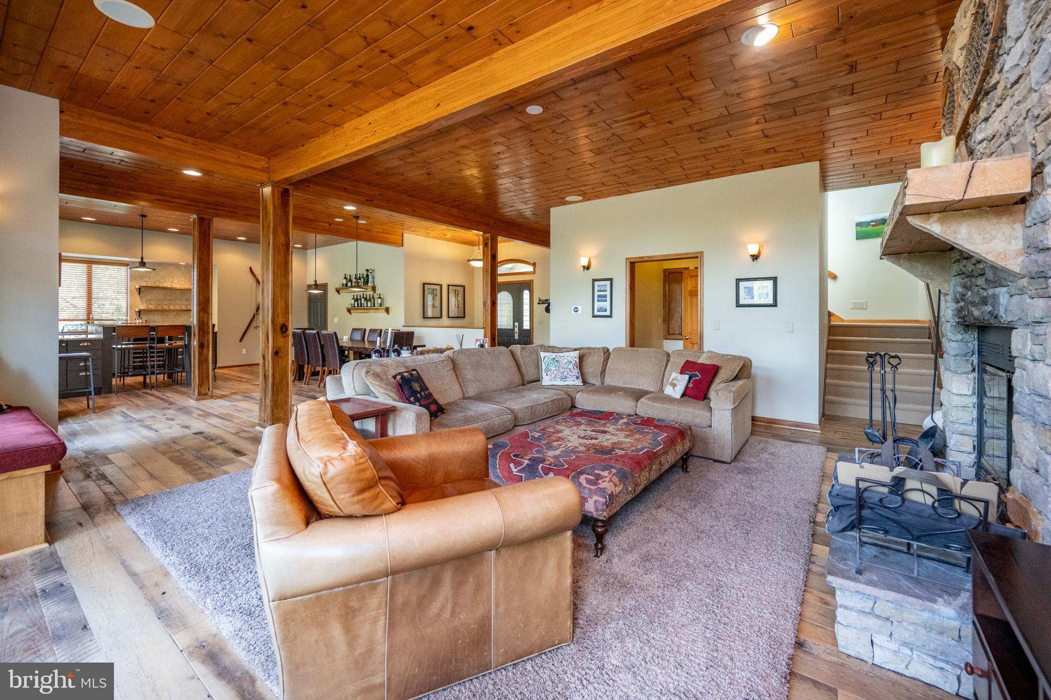 BOULDER RIDGE - Residential