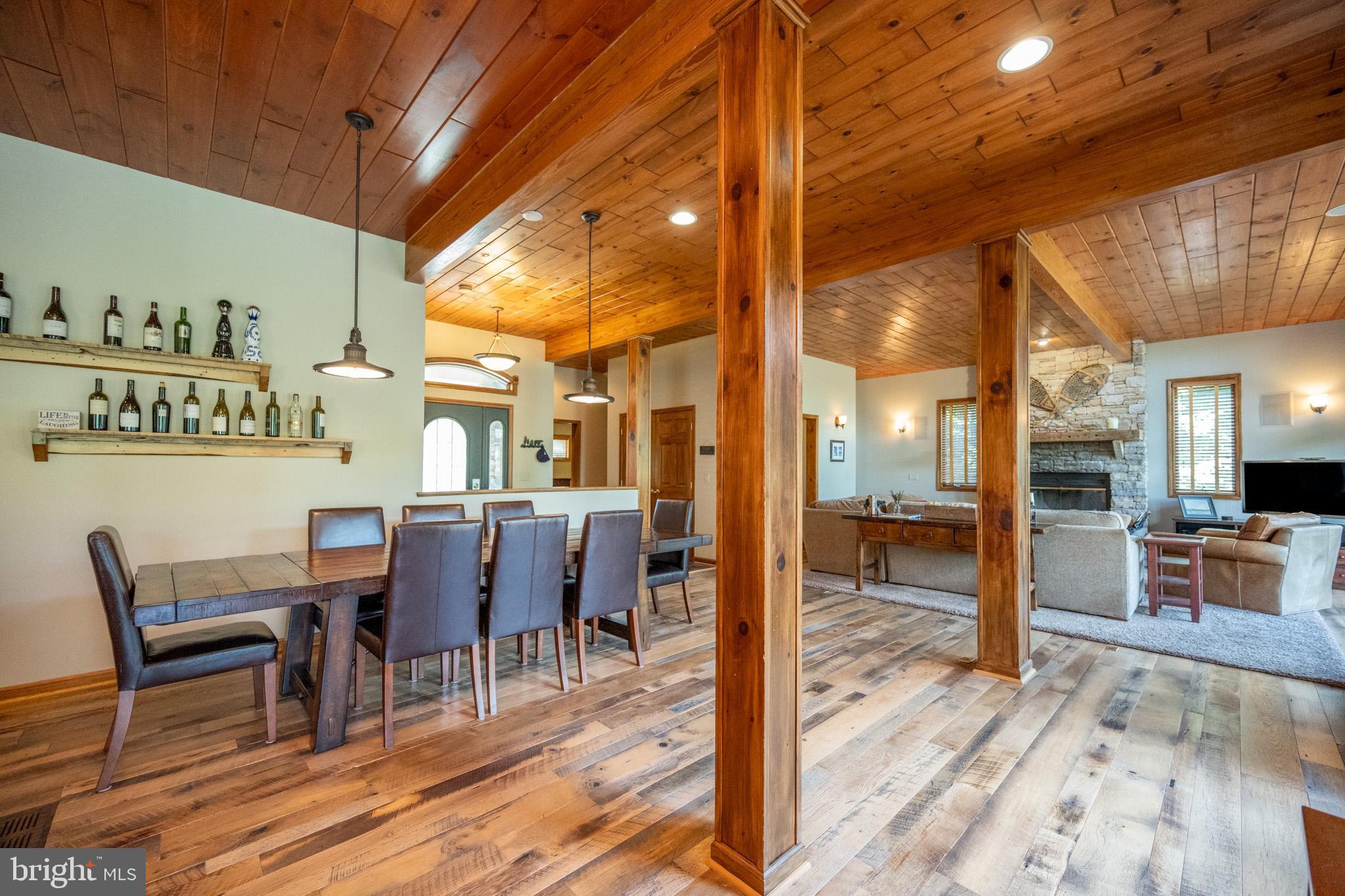BOULDER RIDGE - Residential