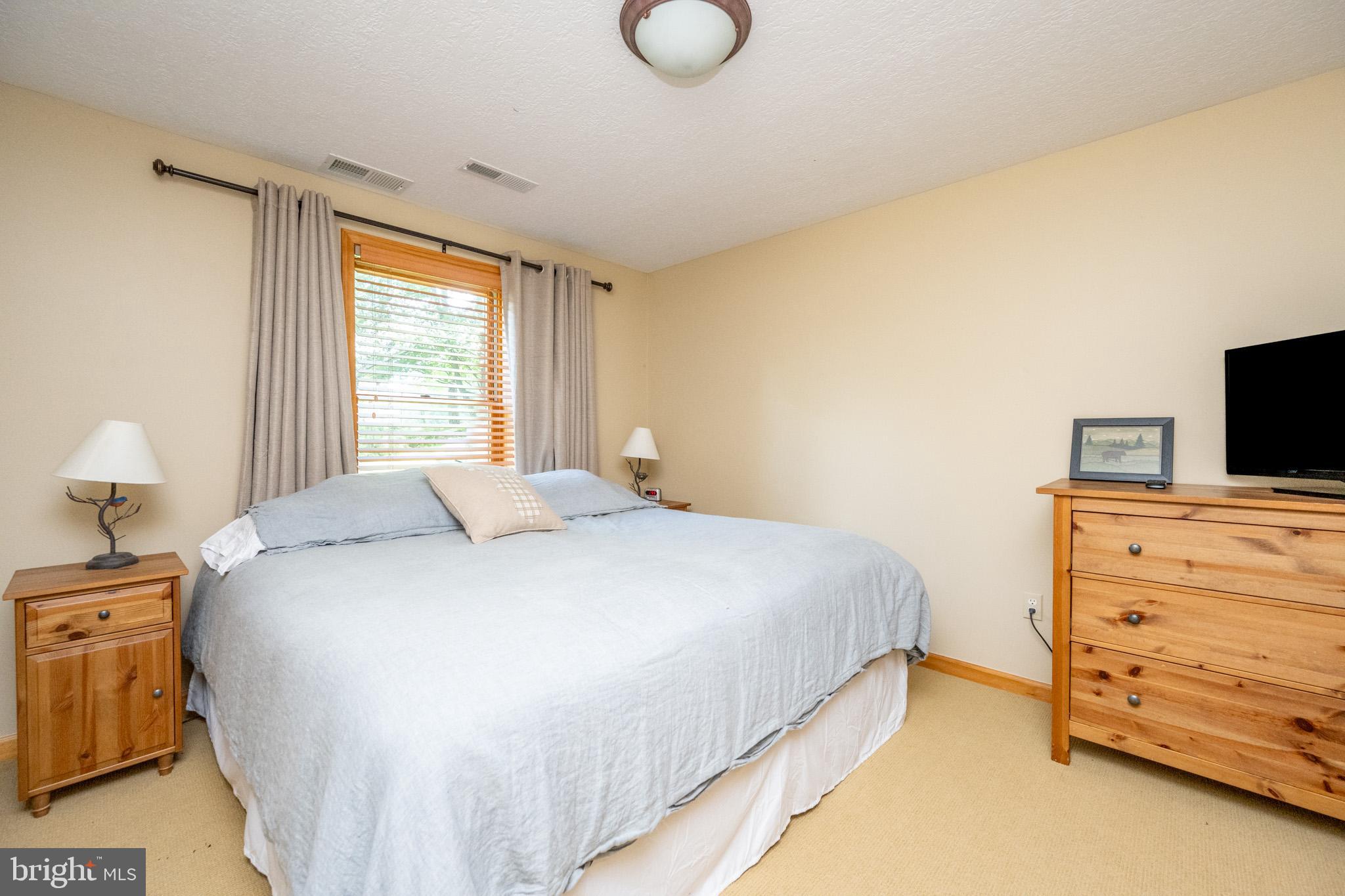BOULDER RIDGE - Residential