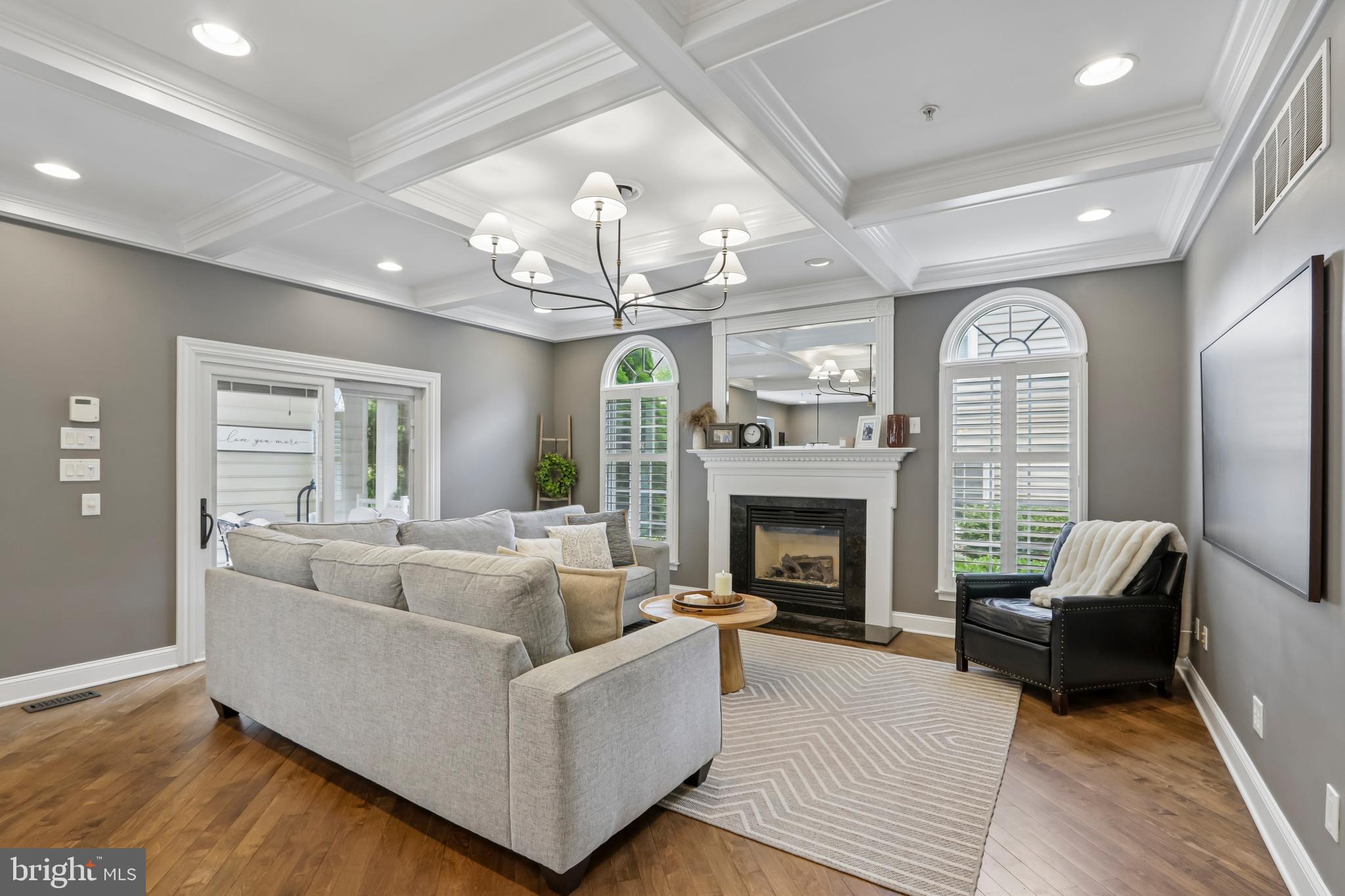 NEW BRITAIN WALK - Residential