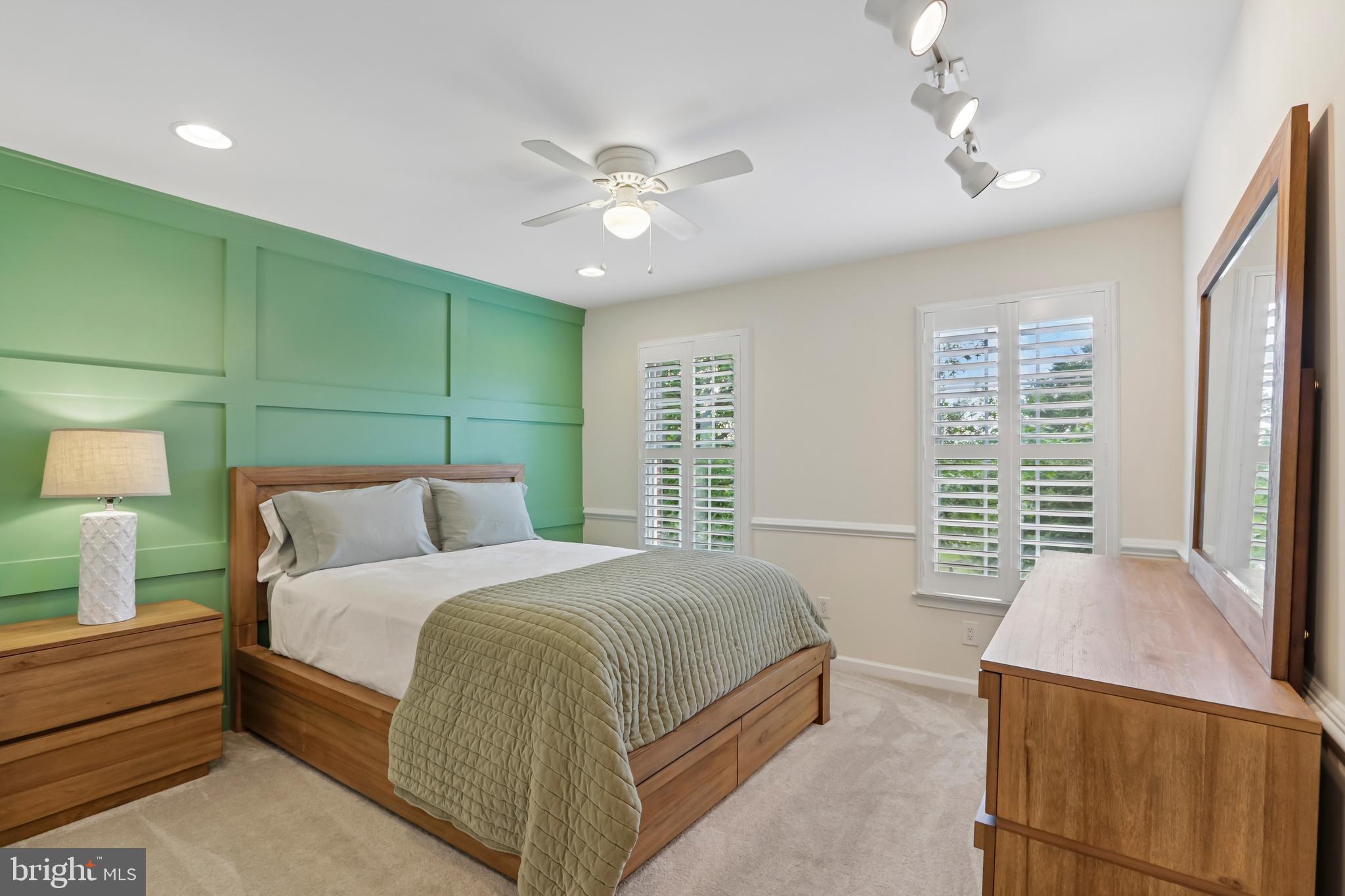NEW BRITAIN WALK - Residential