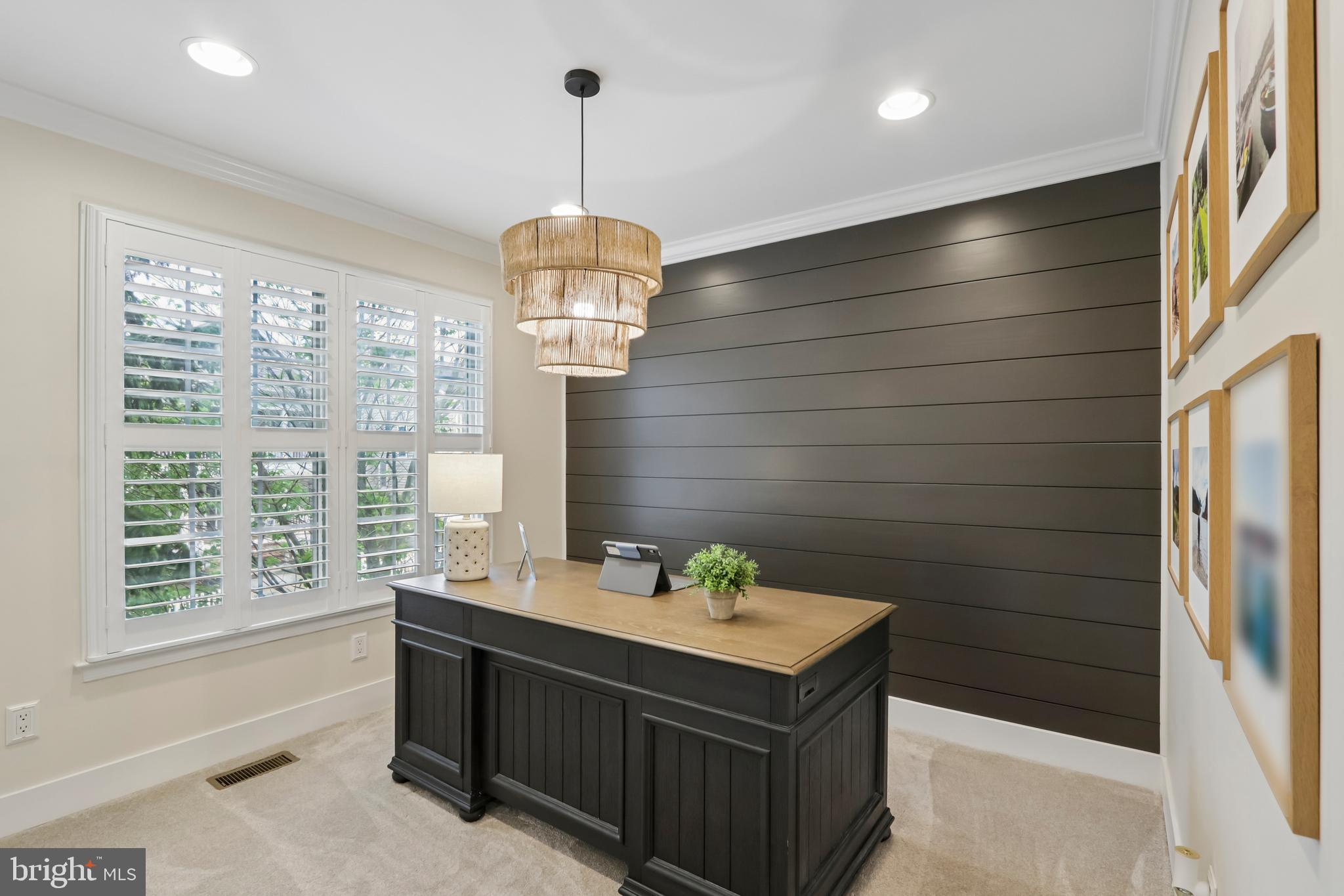 NEW BRITAIN WALK - Residential