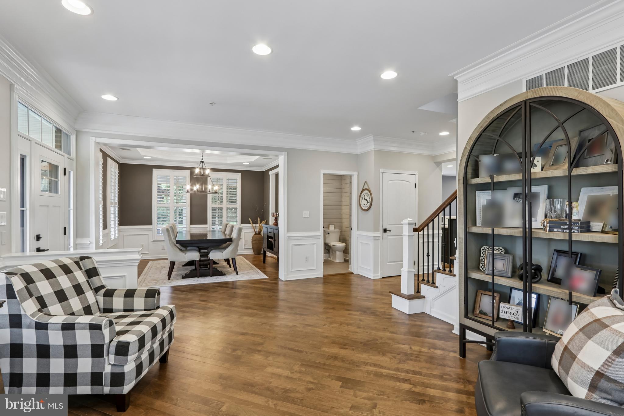NEW BRITAIN WALK - Residential