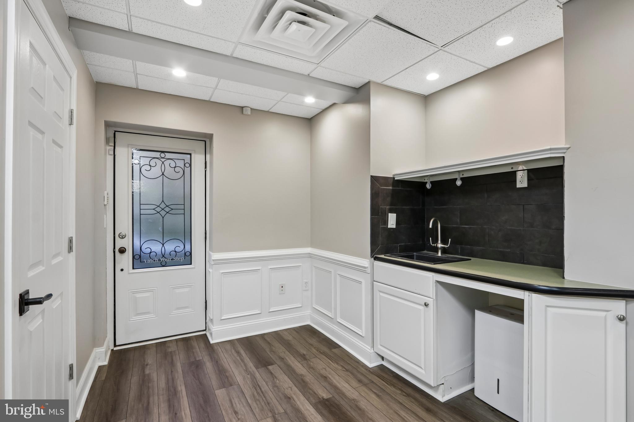 NEW BRITAIN WALK - Residential