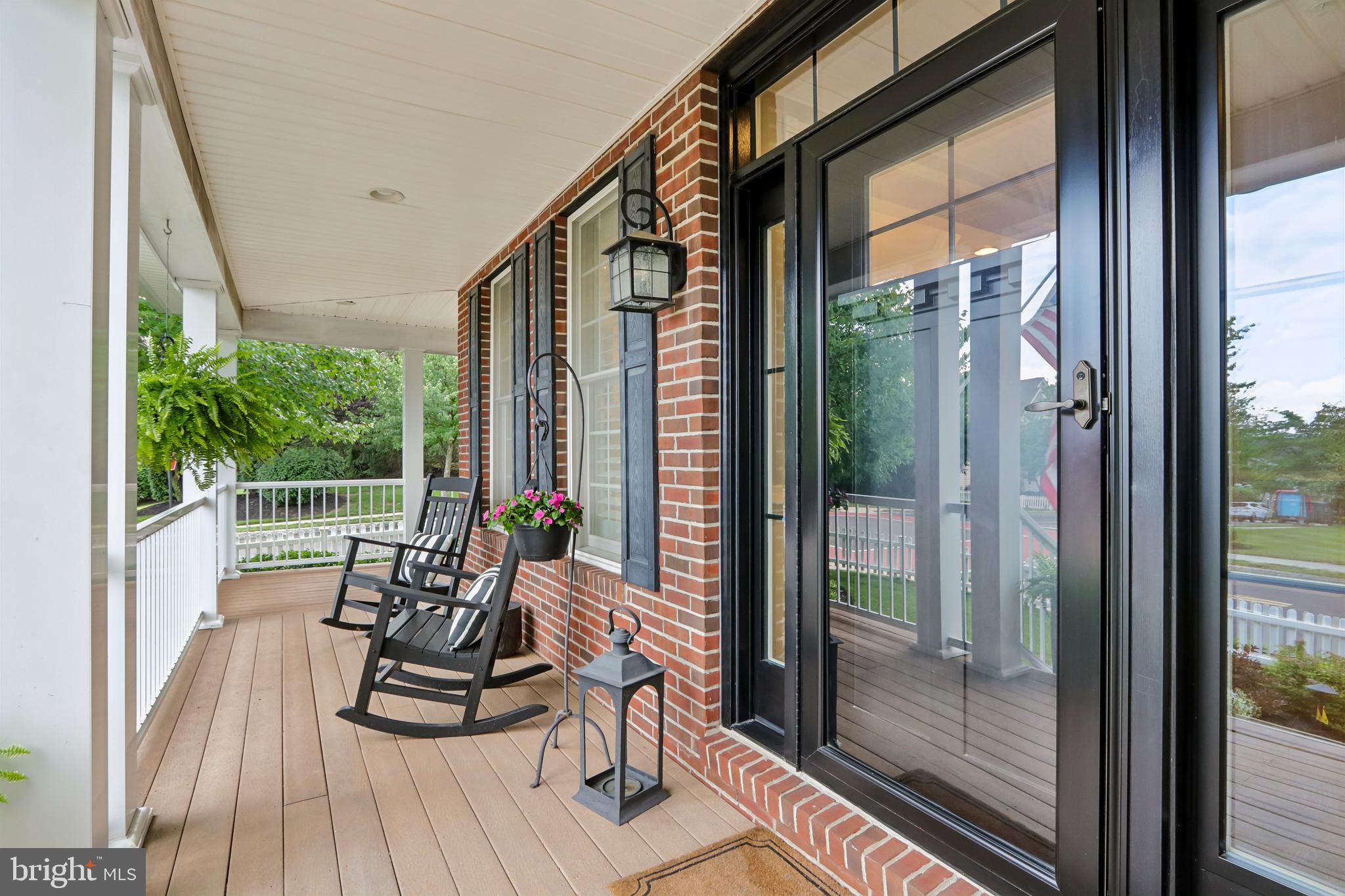 NEW BRITAIN WALK - Residential