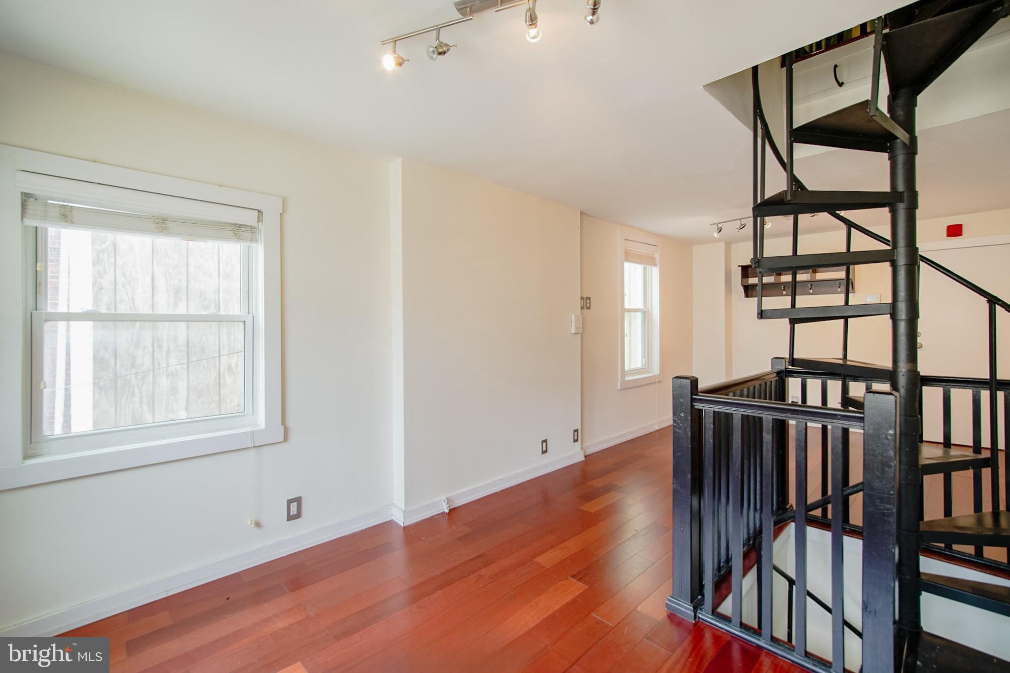 GRADUATE HOSPITAL - Residential Lease