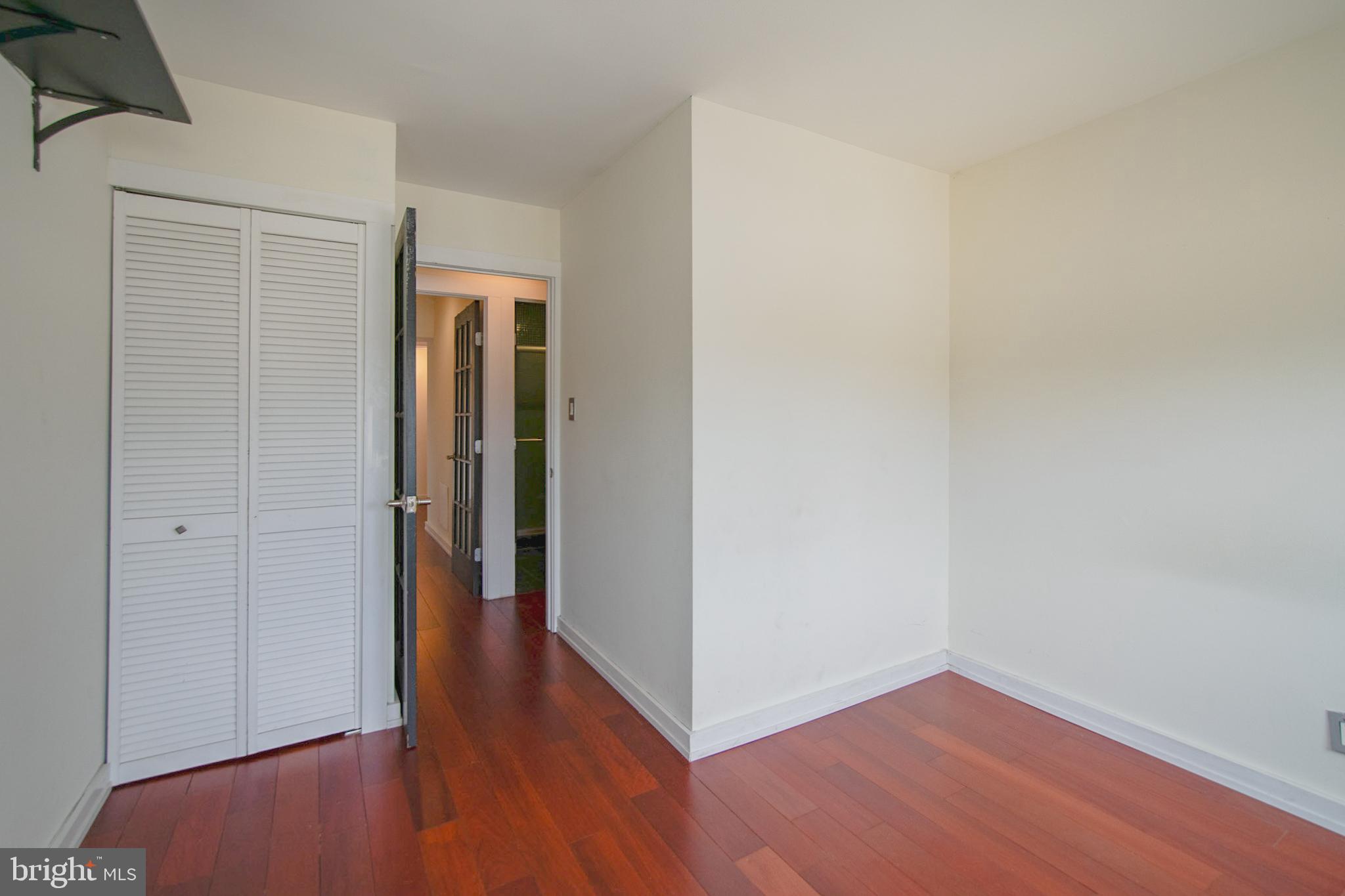 GRADUATE HOSPITAL - Residential Lease