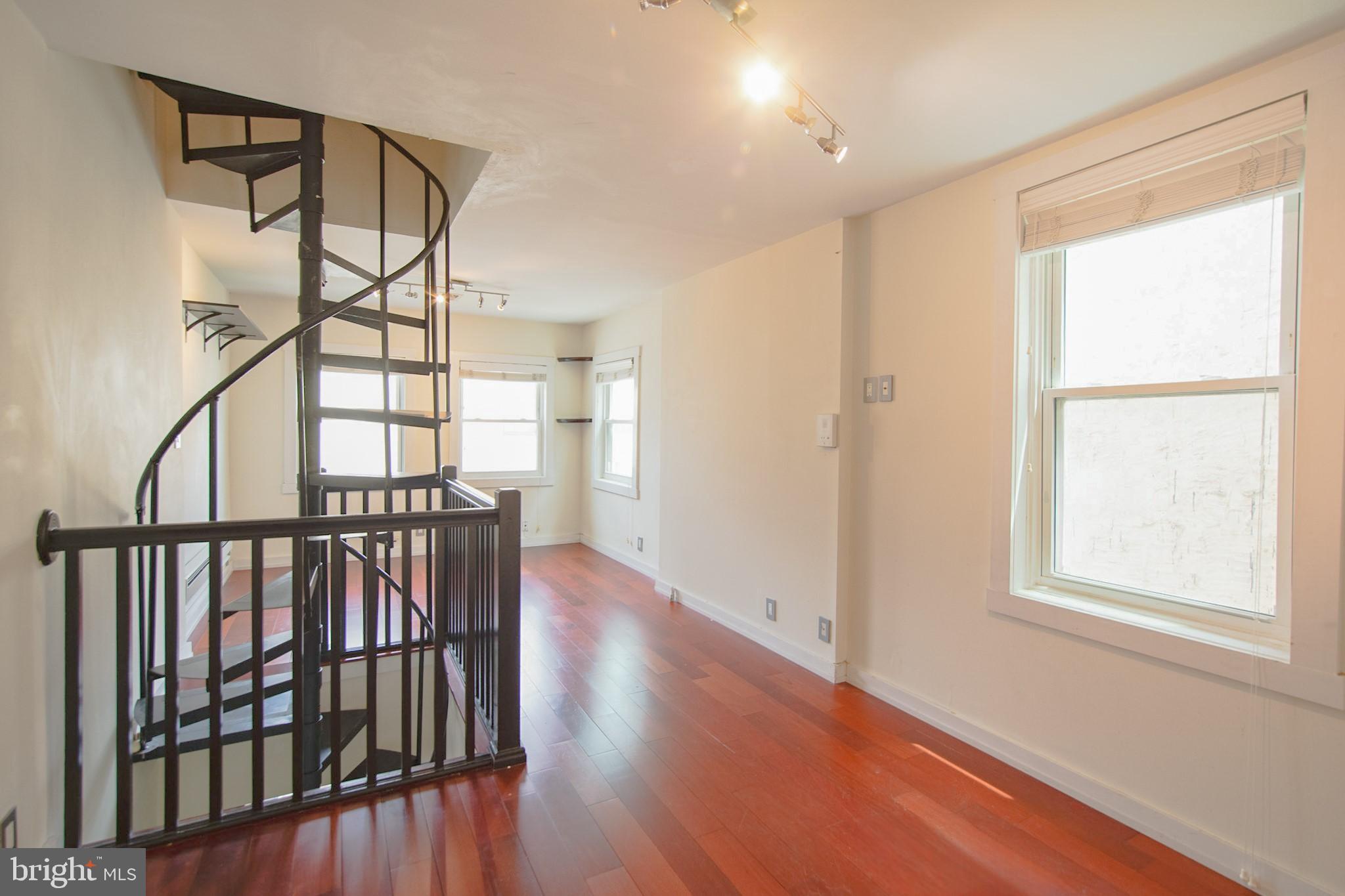 GRADUATE HOSPITAL - Residential Lease