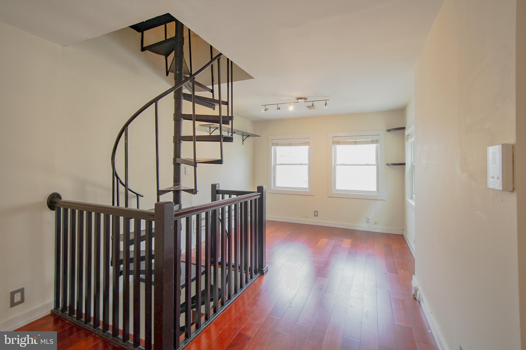 GRADUATE HOSPITAL - Residential Lease