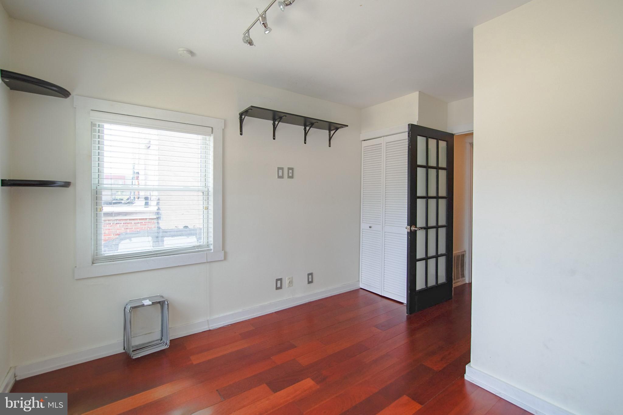 GRADUATE HOSPITAL - Residential Lease