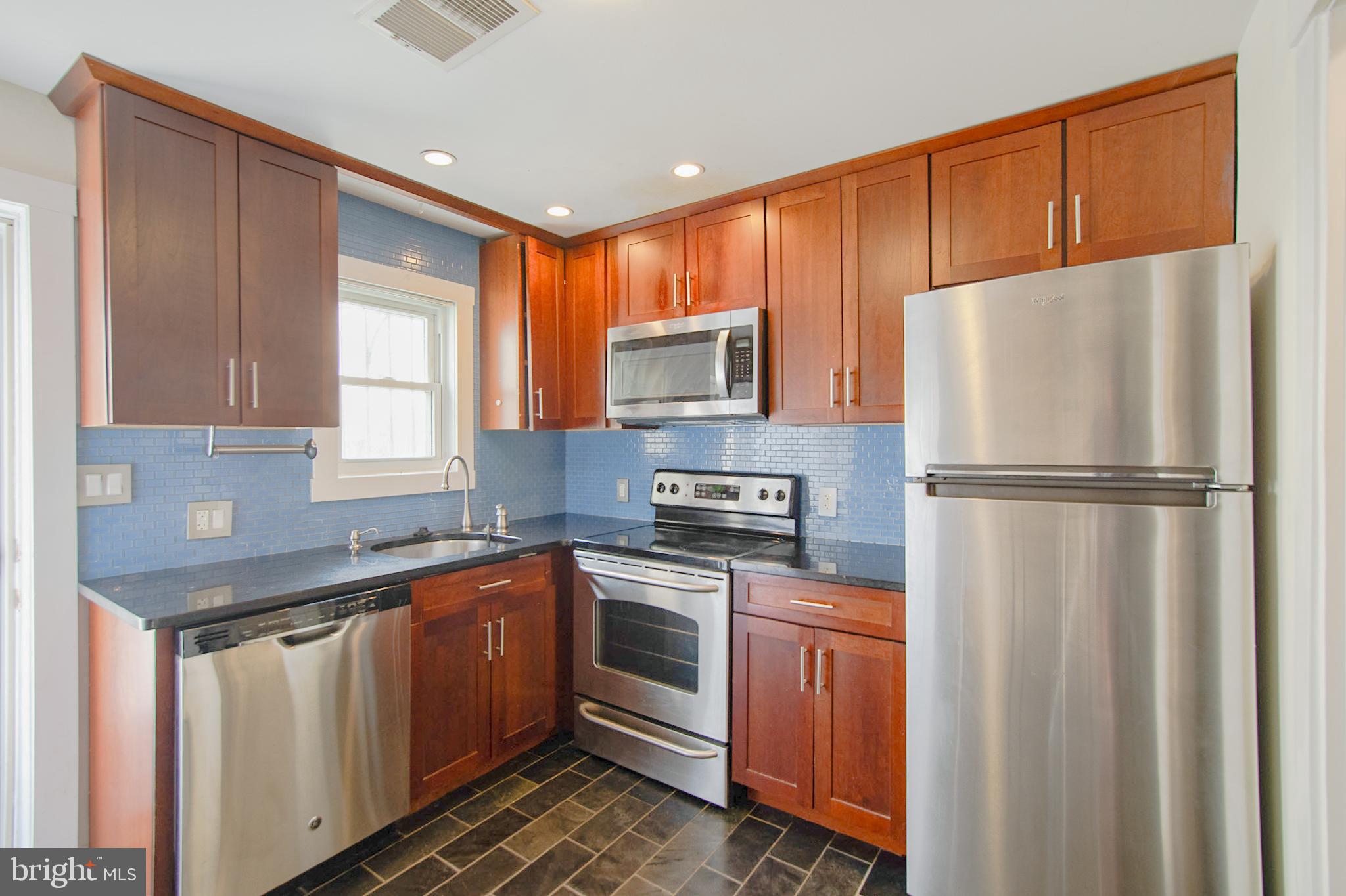 GRADUATE HOSPITAL - Residential Lease
