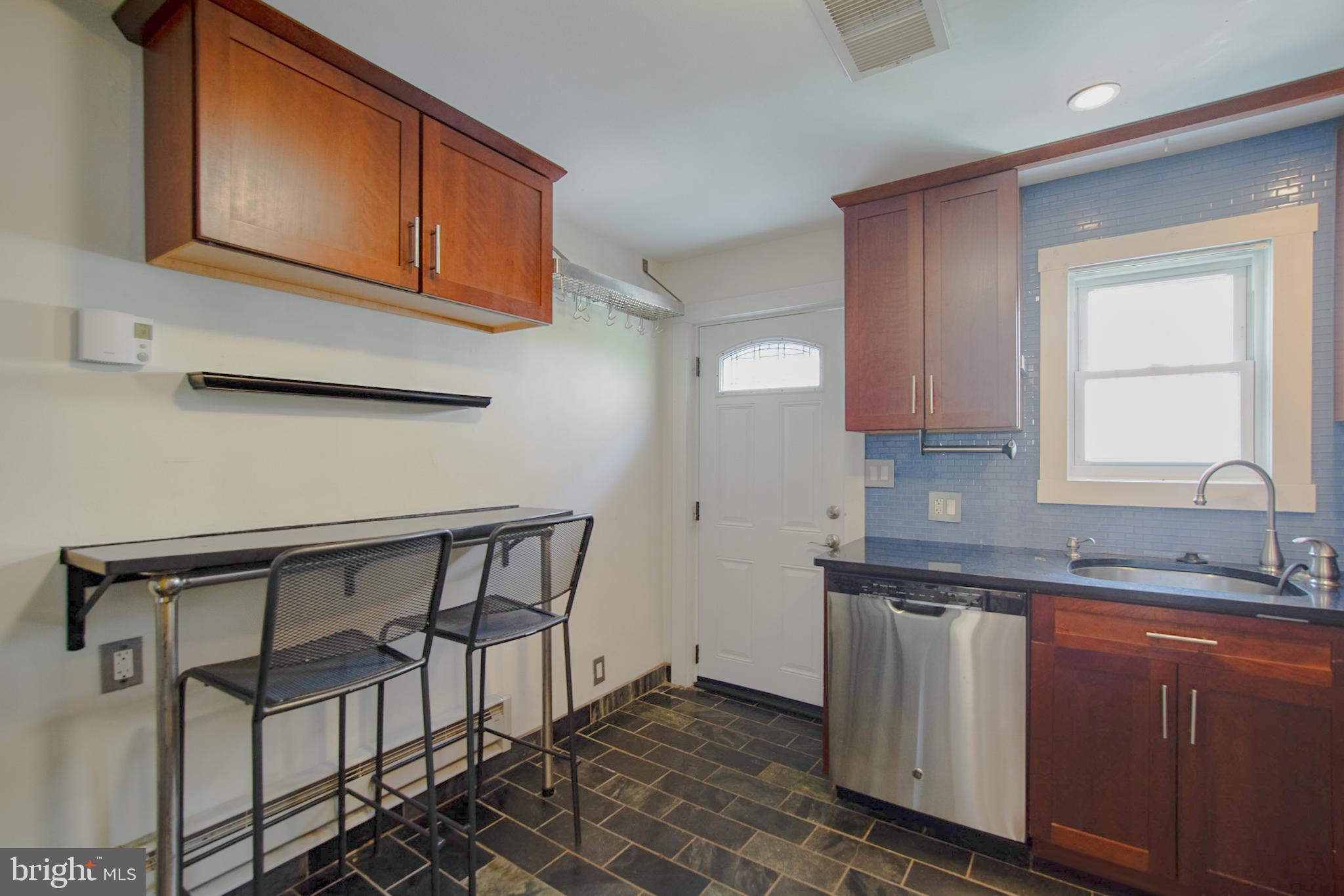 GRADUATE HOSPITAL - Residential Lease