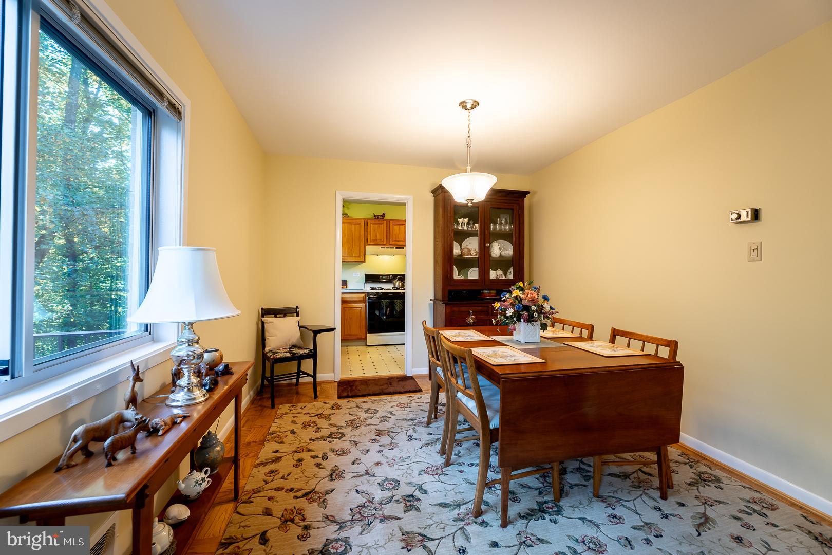 PARKSIDE CONDOMINIUMS - Residential Lease